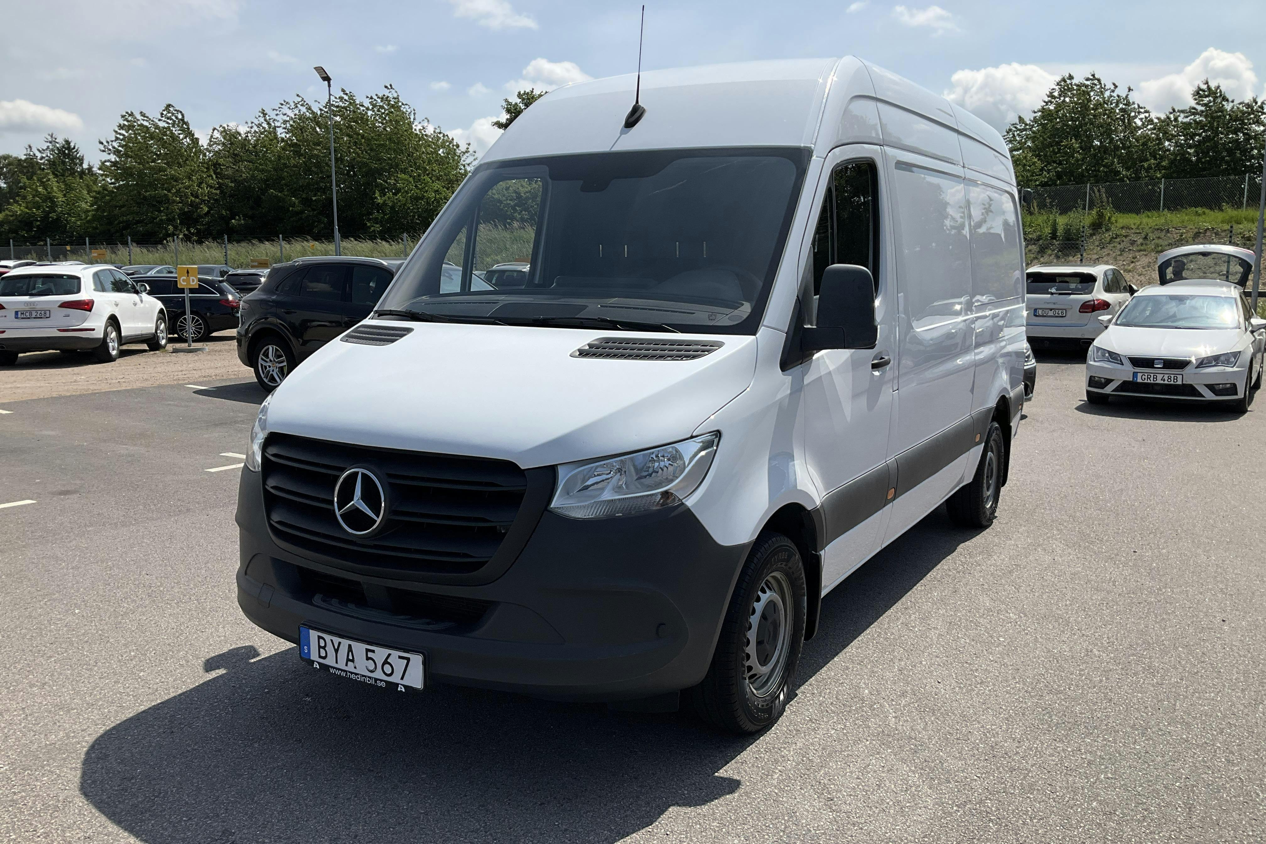 Presentation photo 1 of 13: Mercedes Sprinter 316 CDI Skåp RWD (163hk) - 163 620 km - Manual - white - 2019