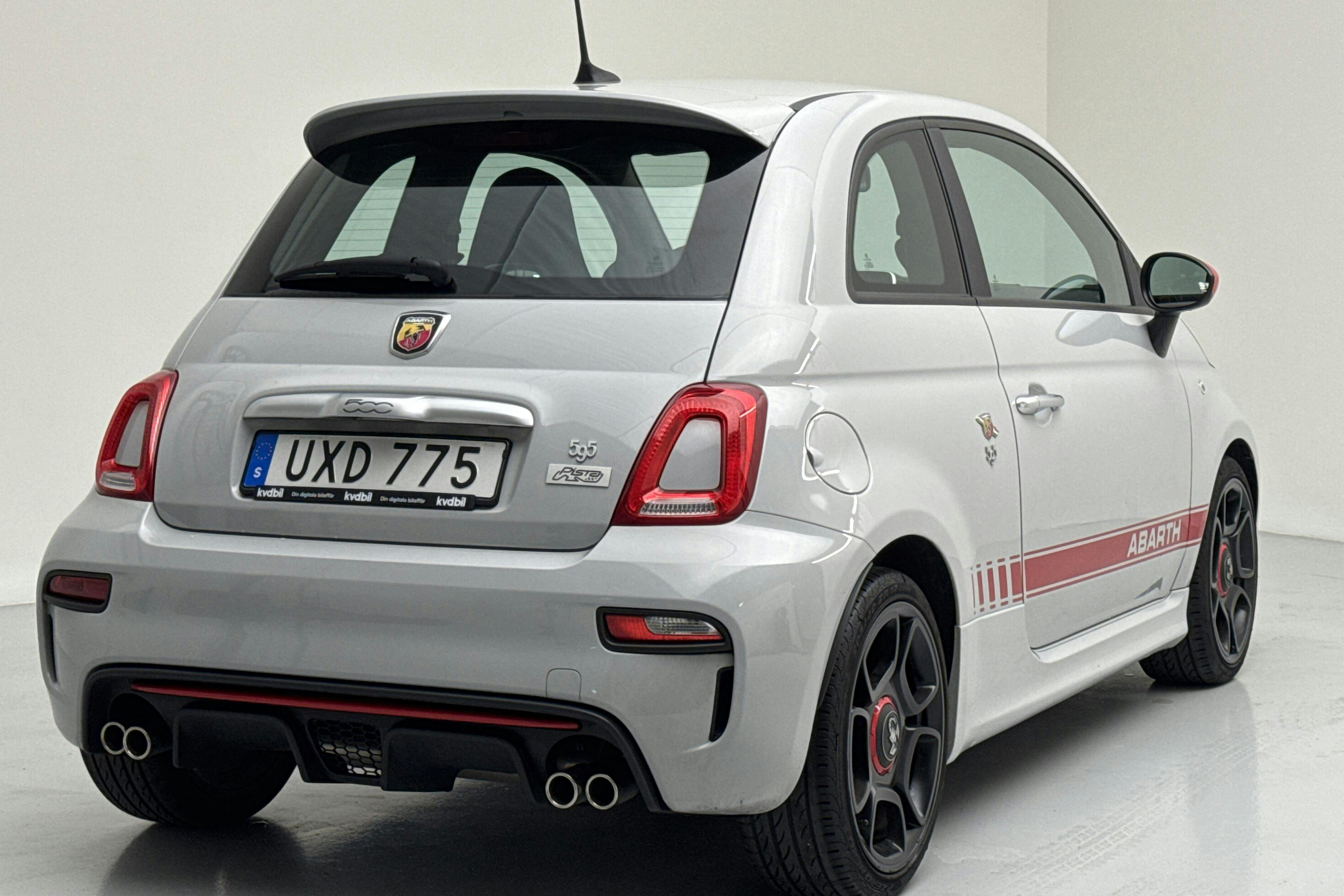 Abarth Abarth 595 (165hk) - 25 750 km - Käsitsi - hall - 2021