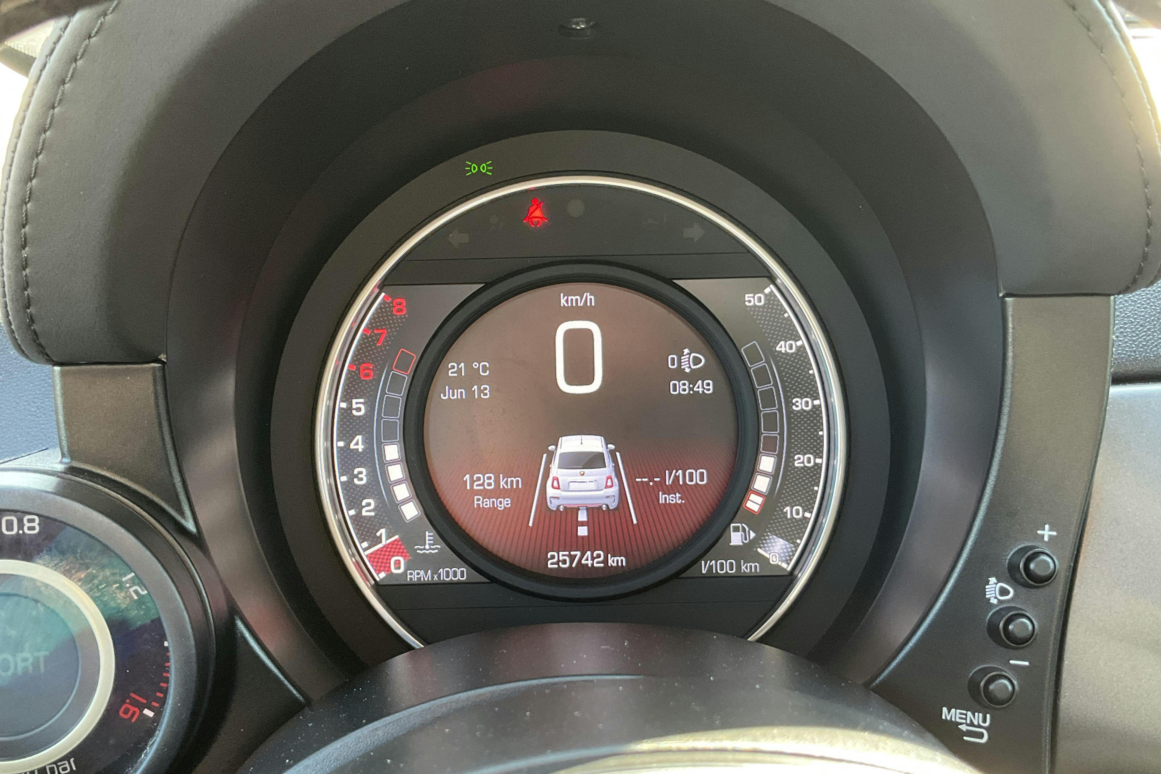 Esitlusfoto 10 aadressil 10: Abarth Abarth 595 (165hk) - 25 750 km - Käsitsi - hall - 2021