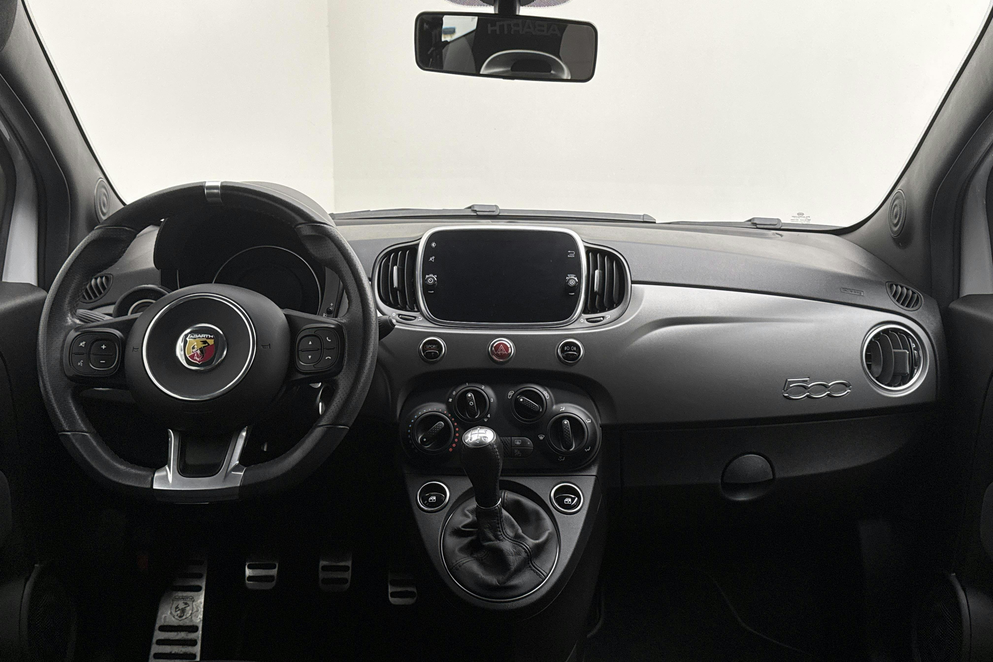 Abarth Abarth 595 (165hk) - 25 750 km - Käsitsi - hall - 2021