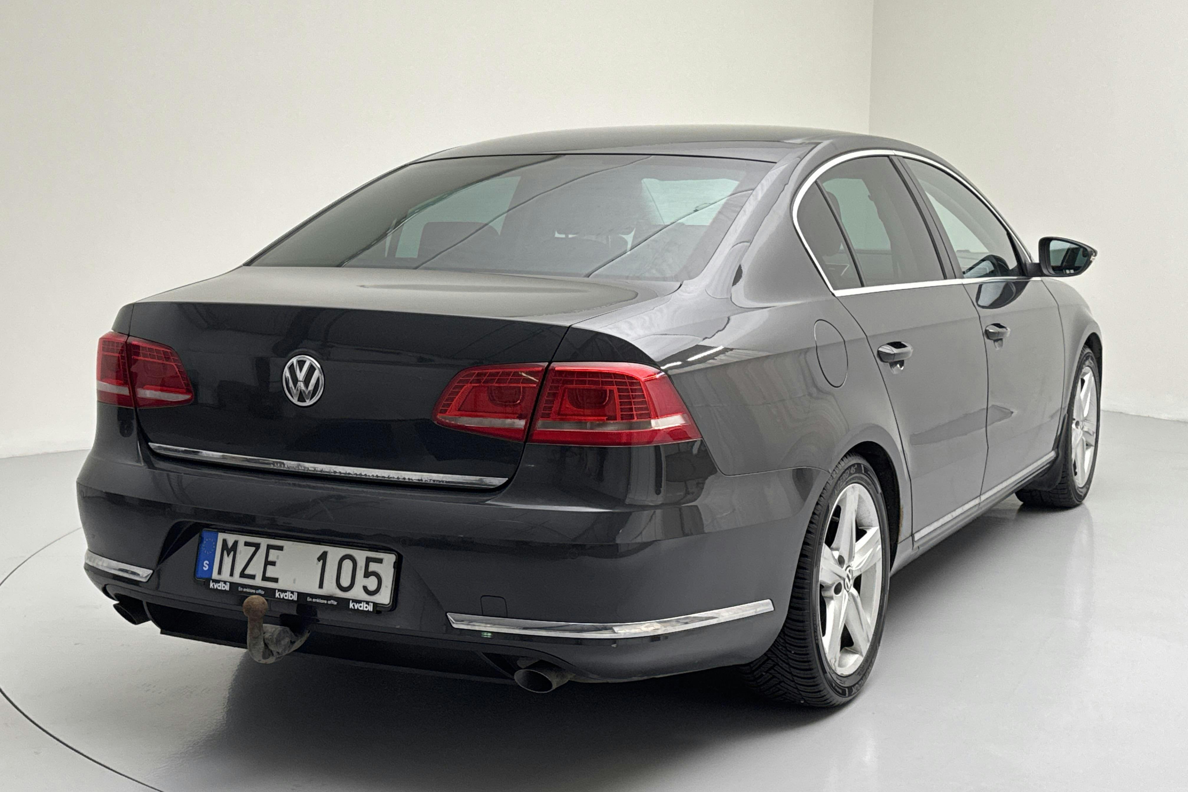 VW Passat 2.0 TDI BlueMotion Technology 4Motion (170hk) - 19 008 mil - Automat - Dark Grey - 2013