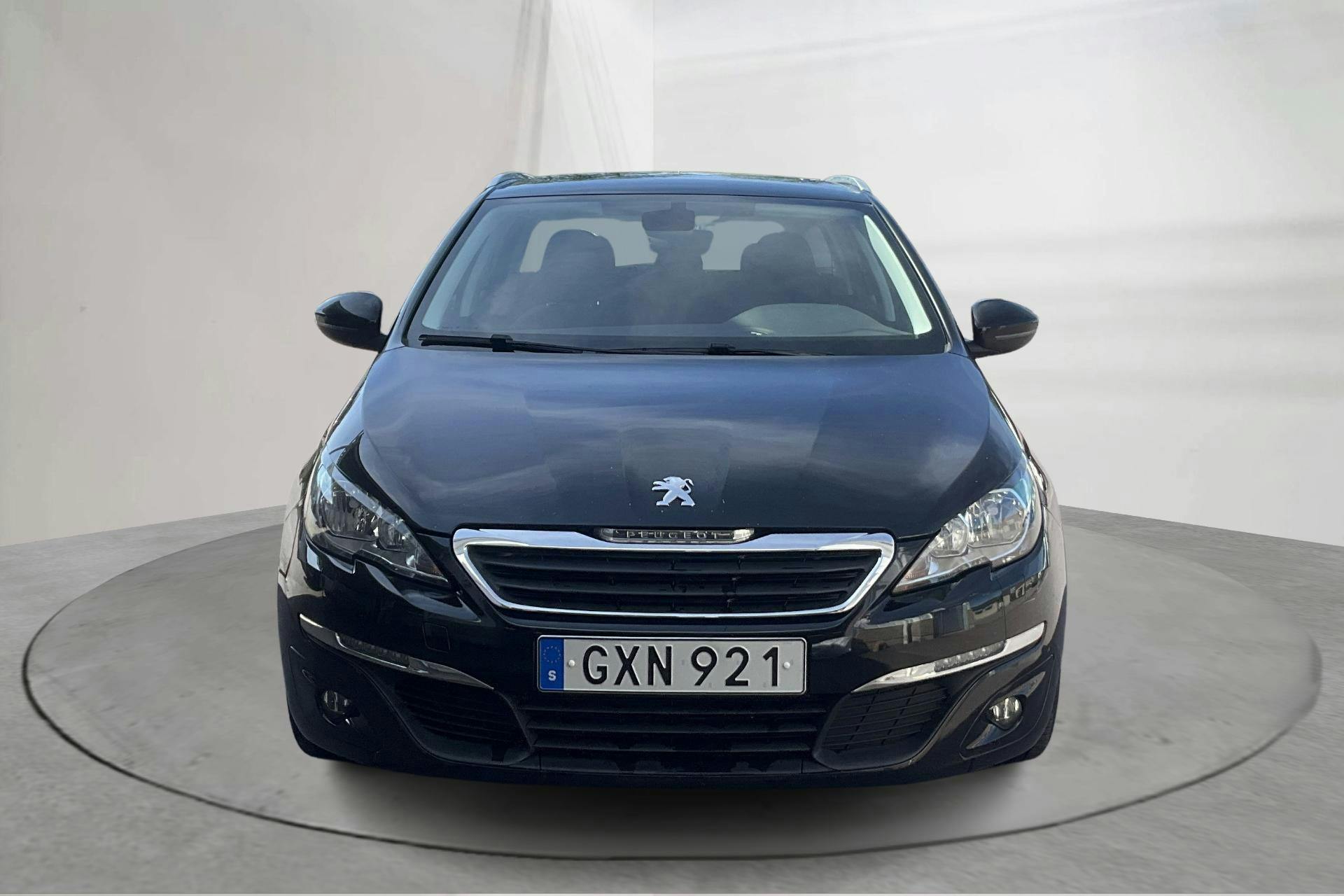 Peugeot 308 SW PureTech (110hk) - 9 620 mil - Manuell - svart - 2016