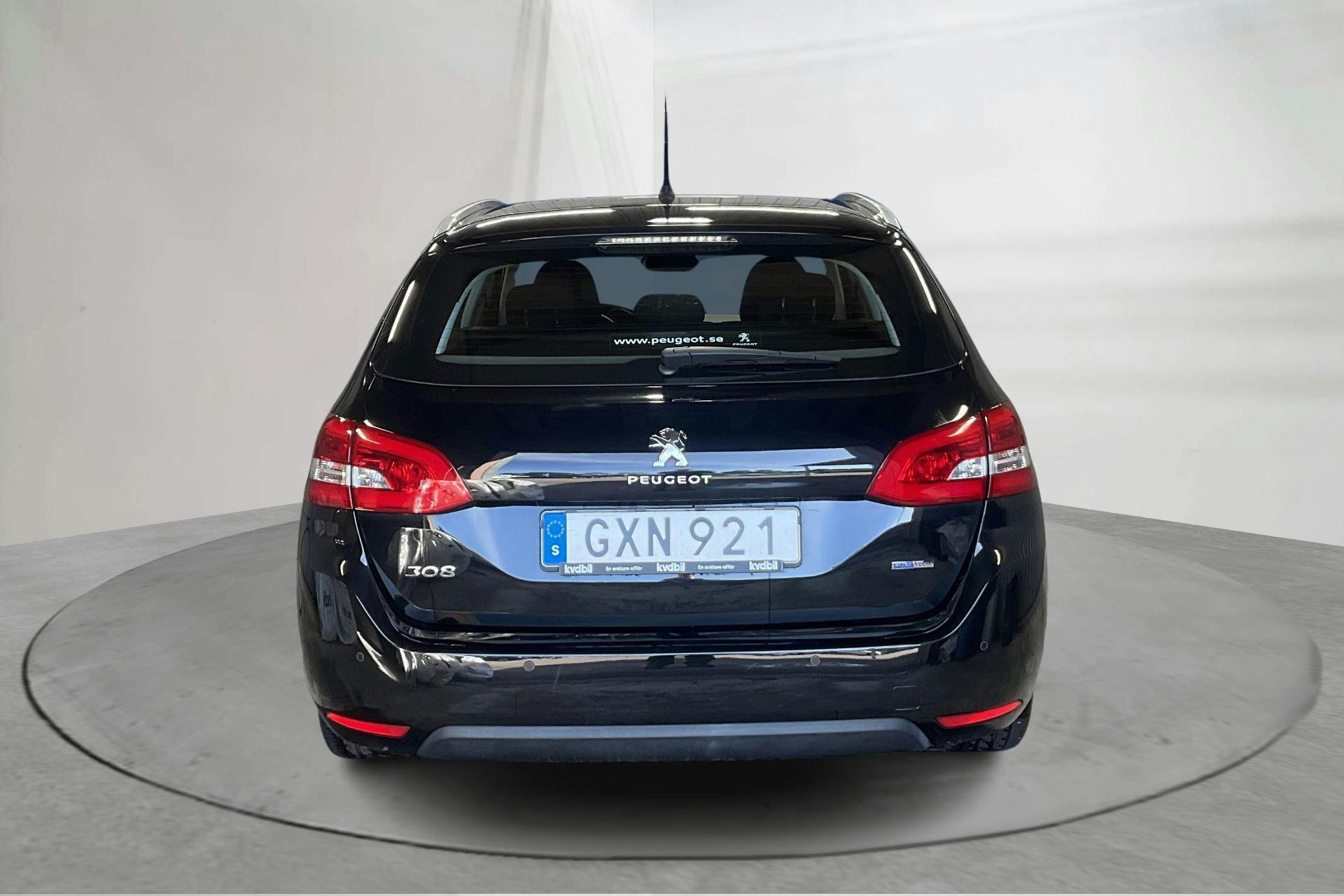 Peugeot 308 SW PureTech (110hk) - 9 620 mil - Manuell - svart - 2016