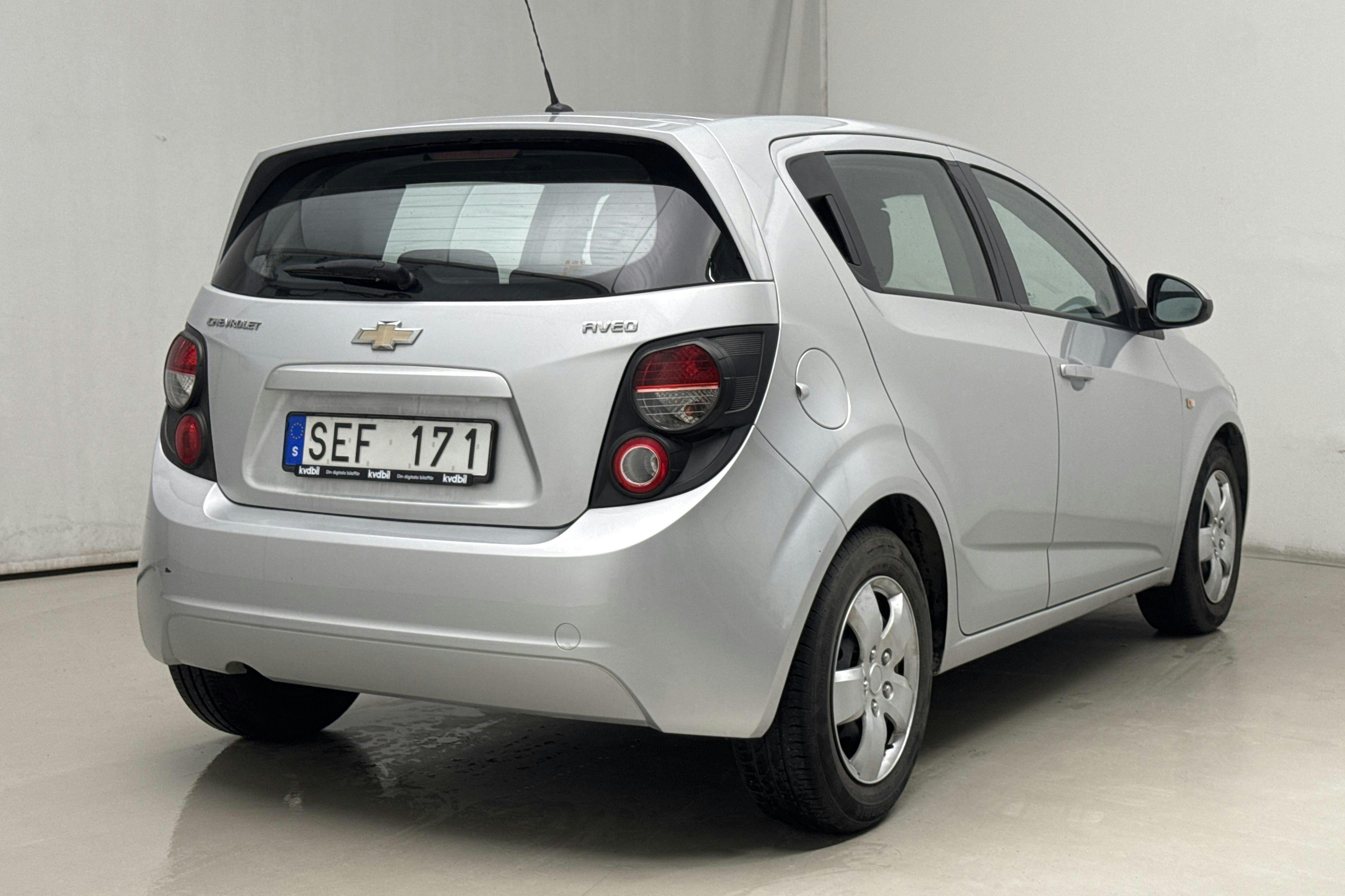 Chevrolet Aveo 1.2 5dr (86hk) - 2 574 mil - Manuell - grå - 2012