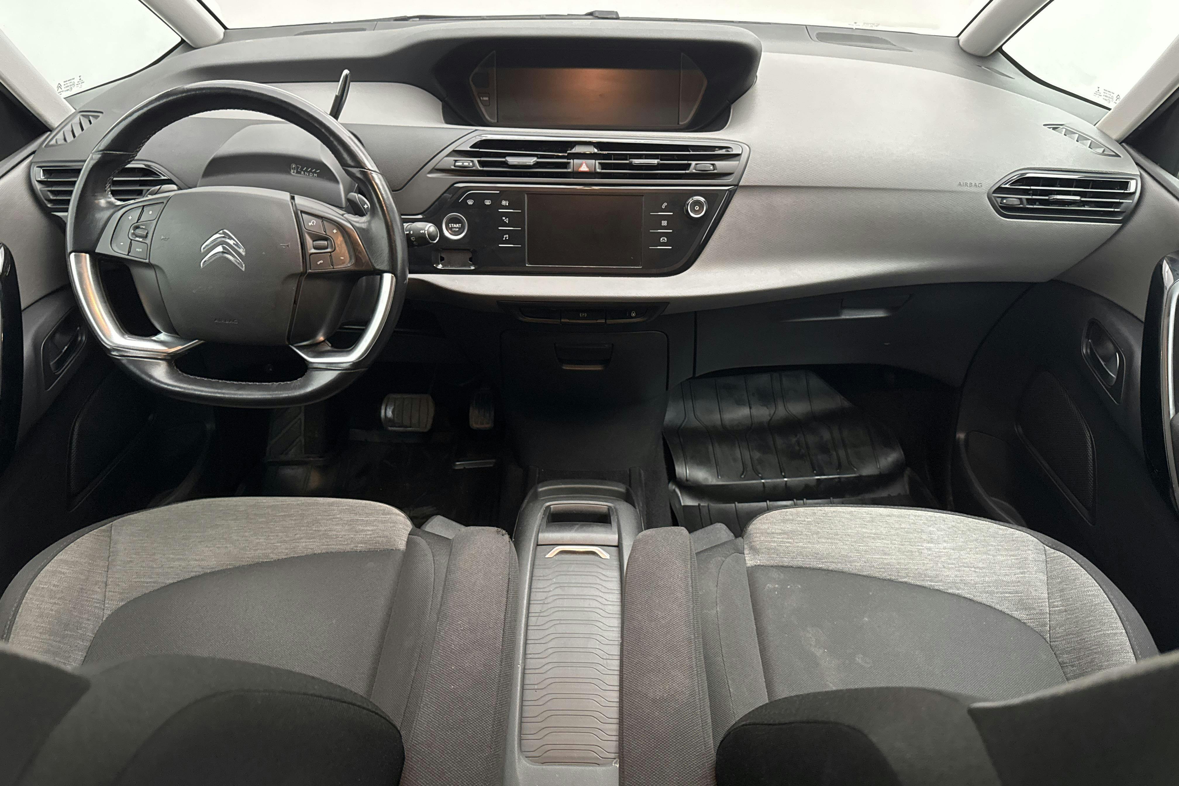 Citroën C4 Grand Picasso Puretech (130hk) - 173 250 km - Automatic - black - 2017