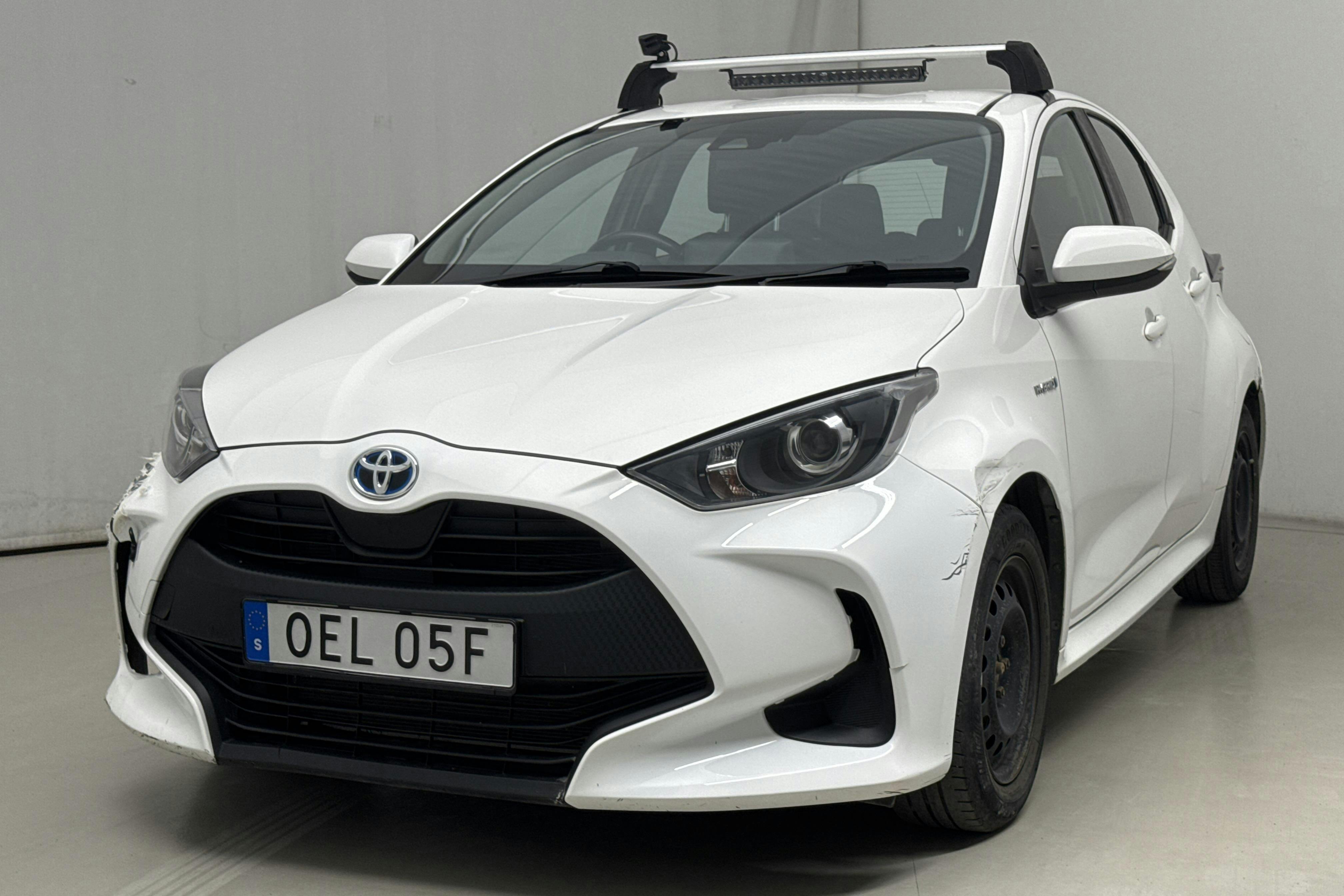 Toyota Yaris 1.5 Hybrid 5dr (116hk) - 9 506 mil - Automat - vit - 2021