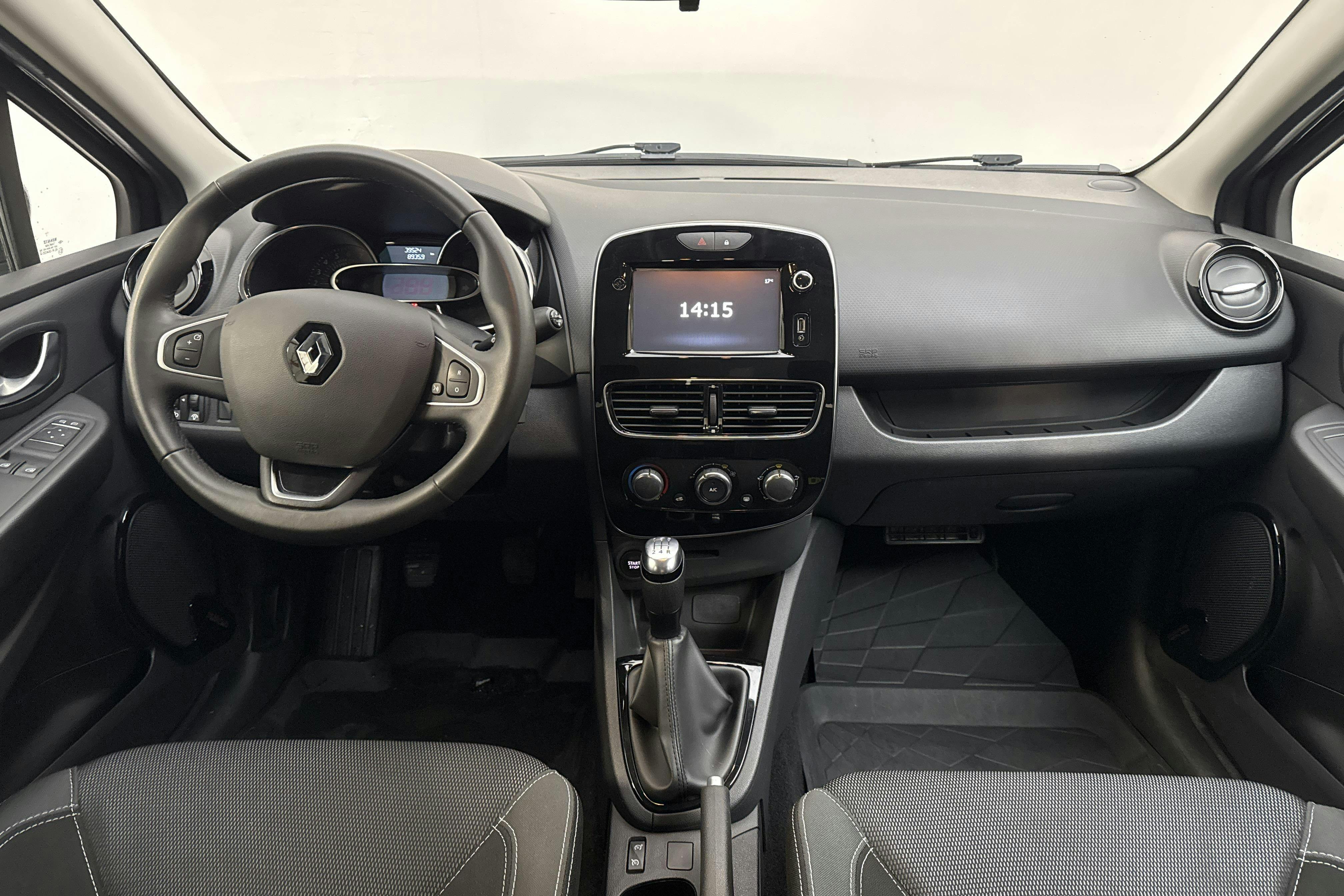 Renault Clio IV 0.9 TCe 90 5dr (90hk) - 39 520 km - Manualna - czarny - 2018