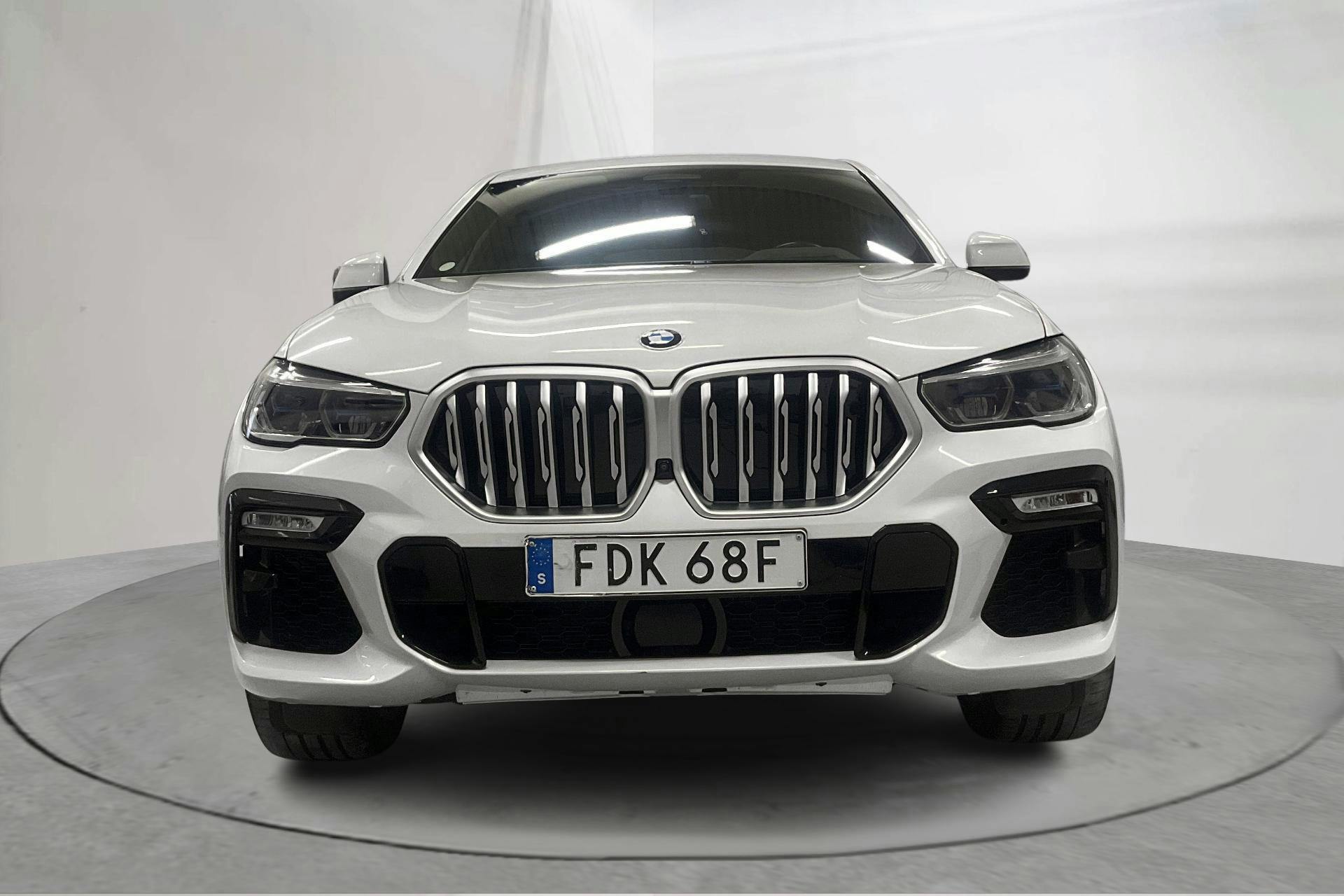 BMW X6 xDrive 40i, G06 (340hk) - 176 840 km - Automaatne - valge - 2020