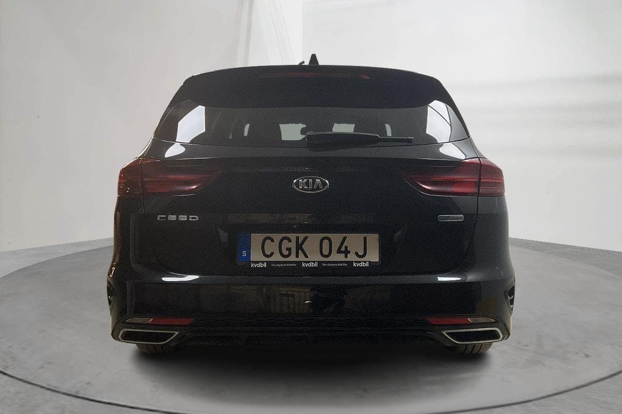 KIA Ceed 1.6 Plug-in Hybrid SW (141hk) - 5 499 mil - Automat - svart - 2020