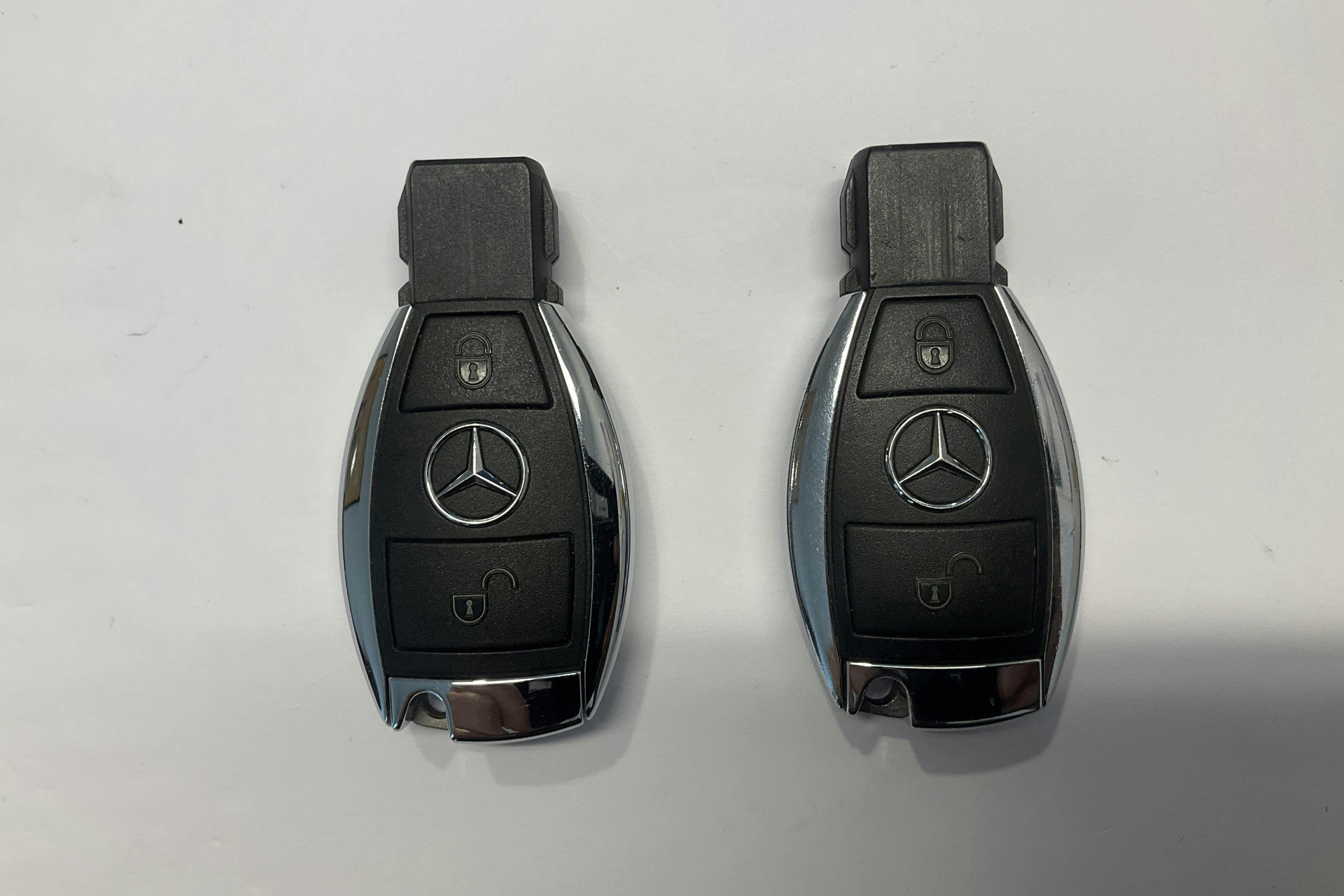 Presentation photo 13 of 13: Mercedes A 180 5dr W176 (122hk) - 70 010 km - Manual - red - 2017