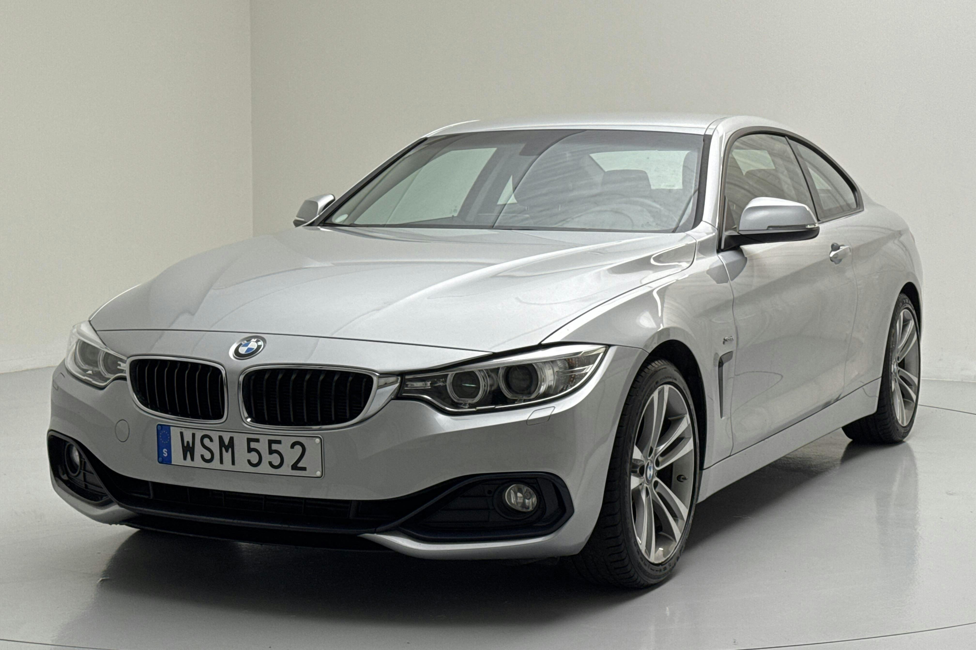 BMW 420i Coupé, F32 (184hk) - 5 250 mil - Automat - silver - 2016