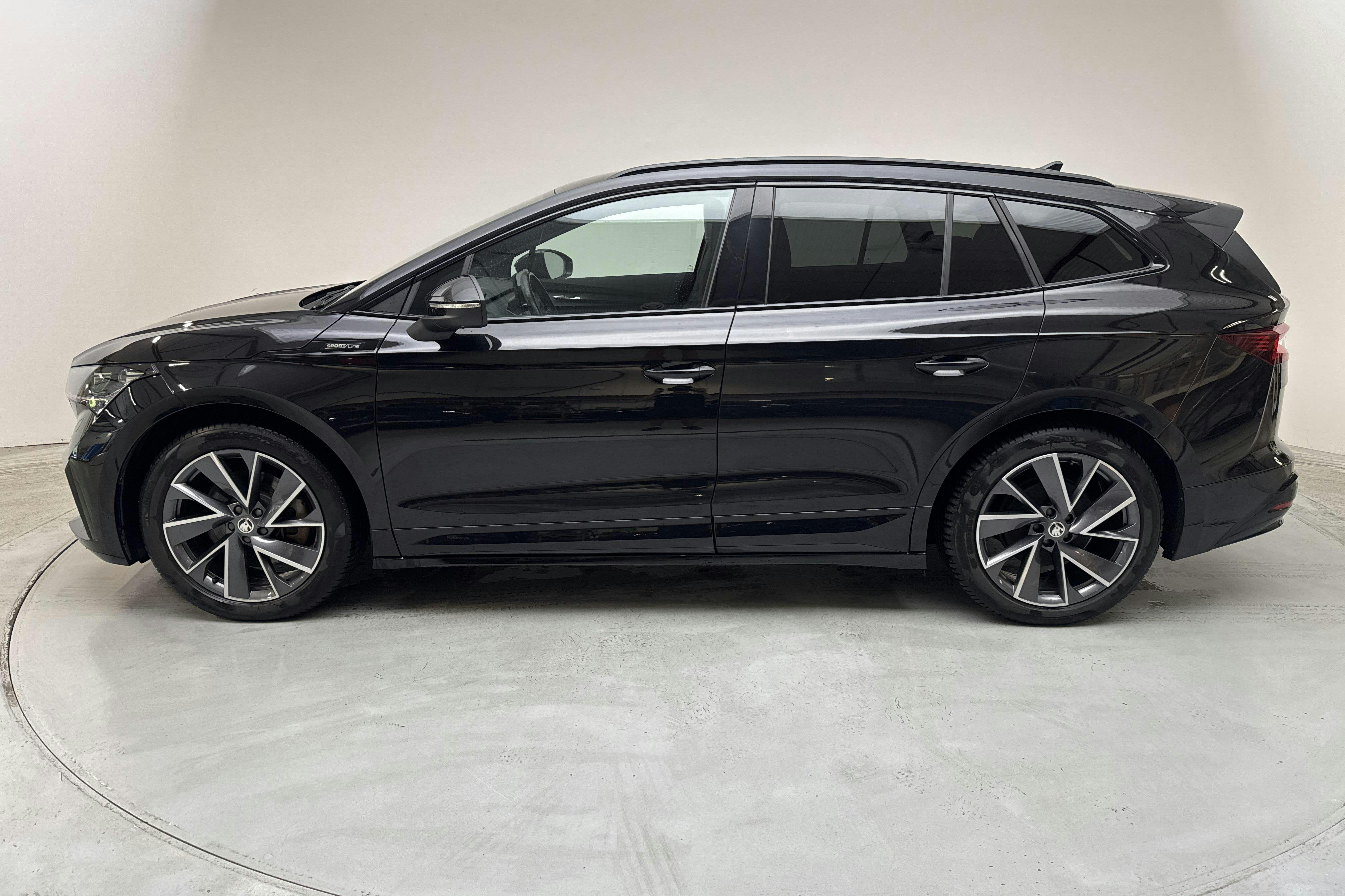 Presentation photo 2 of 15: Skoda Enyaq 80x iV (265hk) - 53 410 km - Automatic - black - 2022