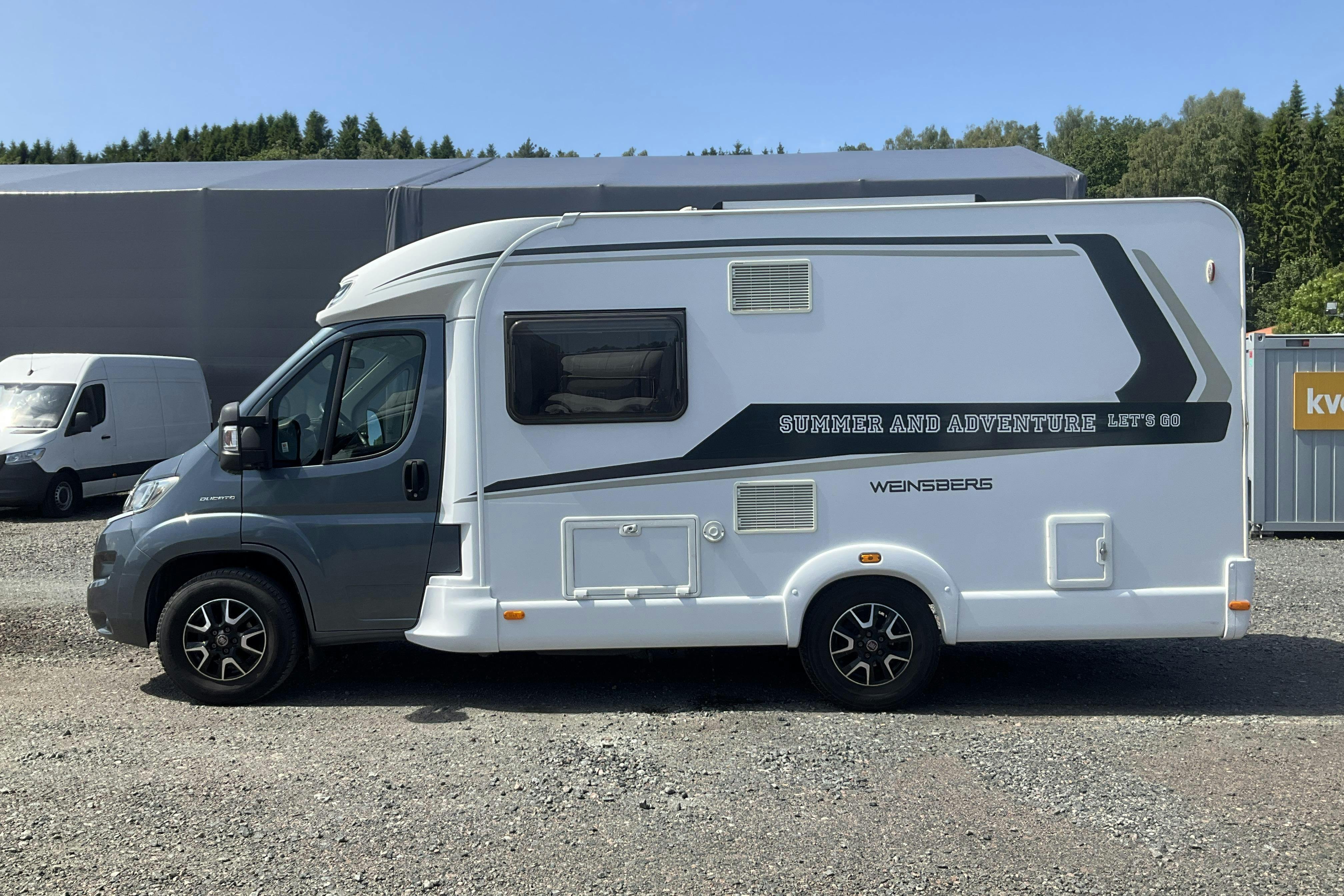 Presentationsfoto 2 av 26: FIAT WEINSBERG CaraLoft 600 Husbil - 7 370 mil - Manuell - grå - 2016