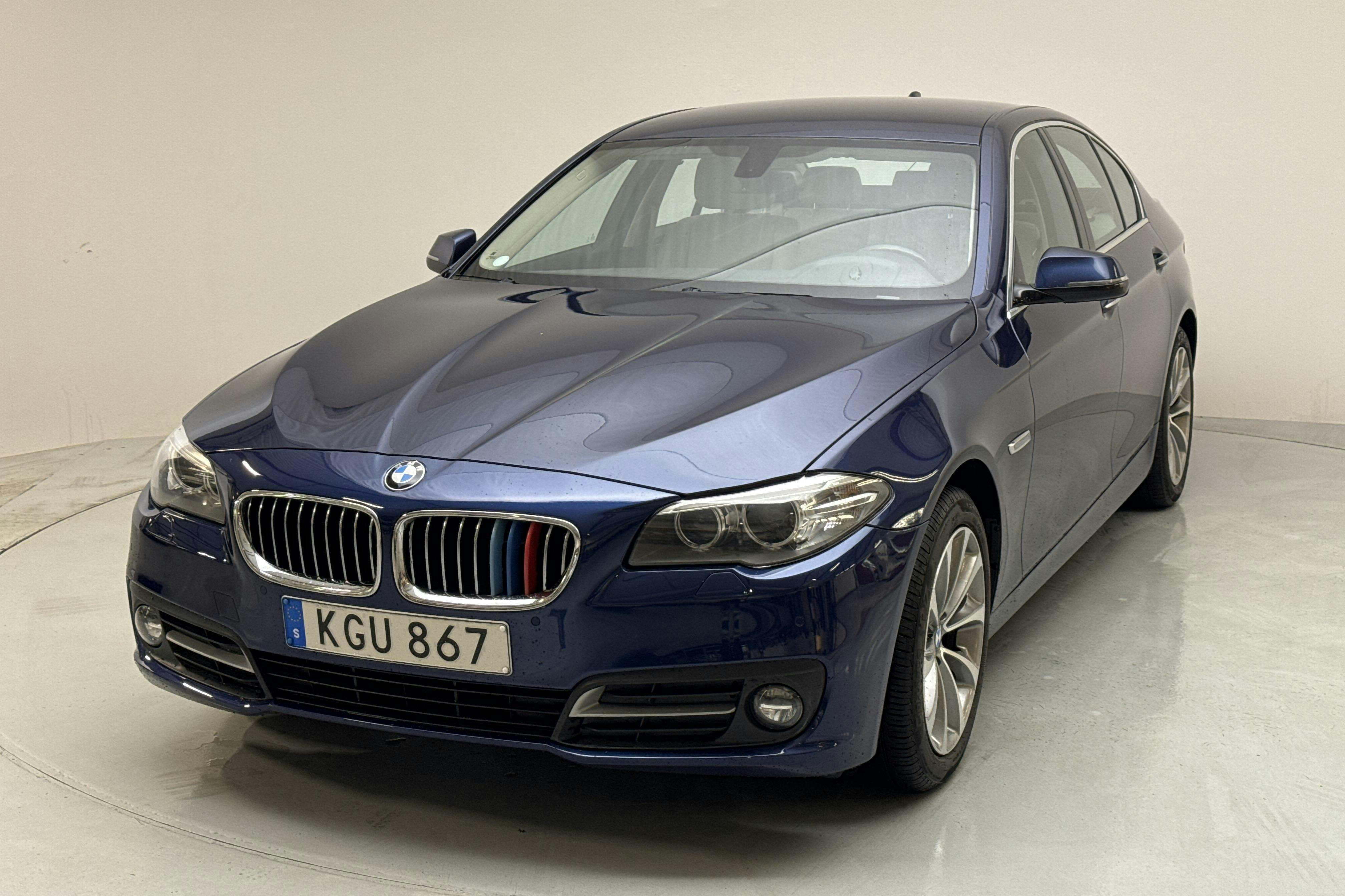 BMW 520d xDrive Sedan, F10 (190hk) - 12 364 mil - Automat - blå - 2016
