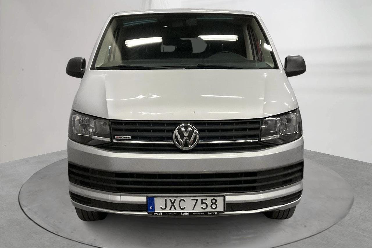 VW Caravelle T6 2.0 TDI BMT 4MOTION (150hk) - 14 966 mil - Automat - silver - 2016