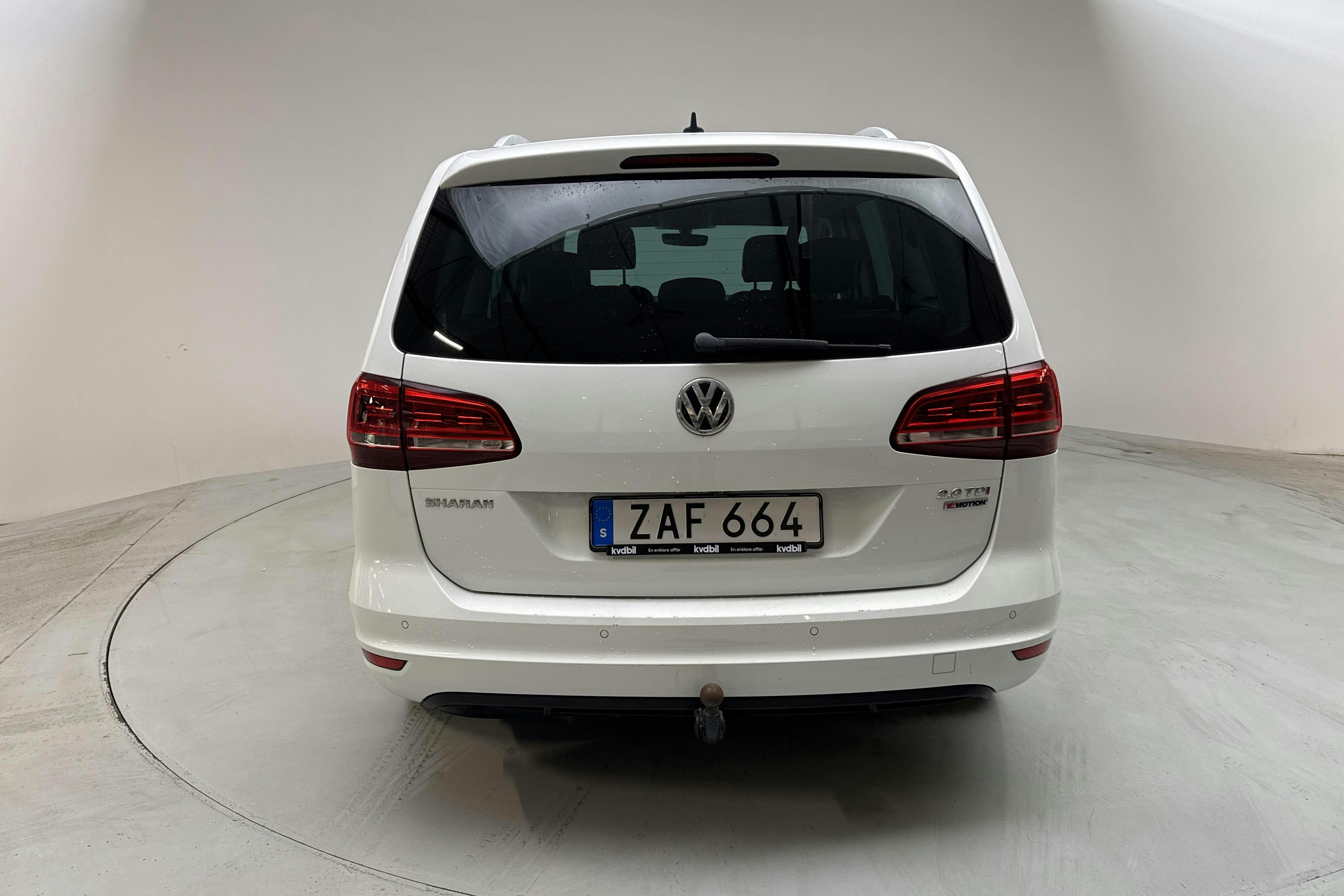 VW Sharan 2.0 TDI 4Motion (184hk) - 17 407 mil - Automat - vit - 2018