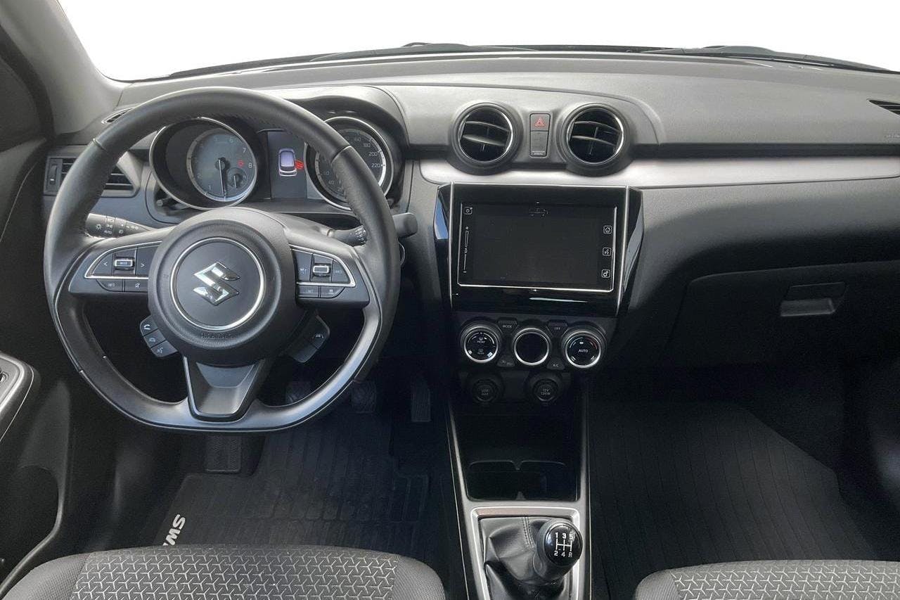 Suzuki Swift 1.2 5dr (82hk) - 36 990 km - Käsitsi - hall - 2023
