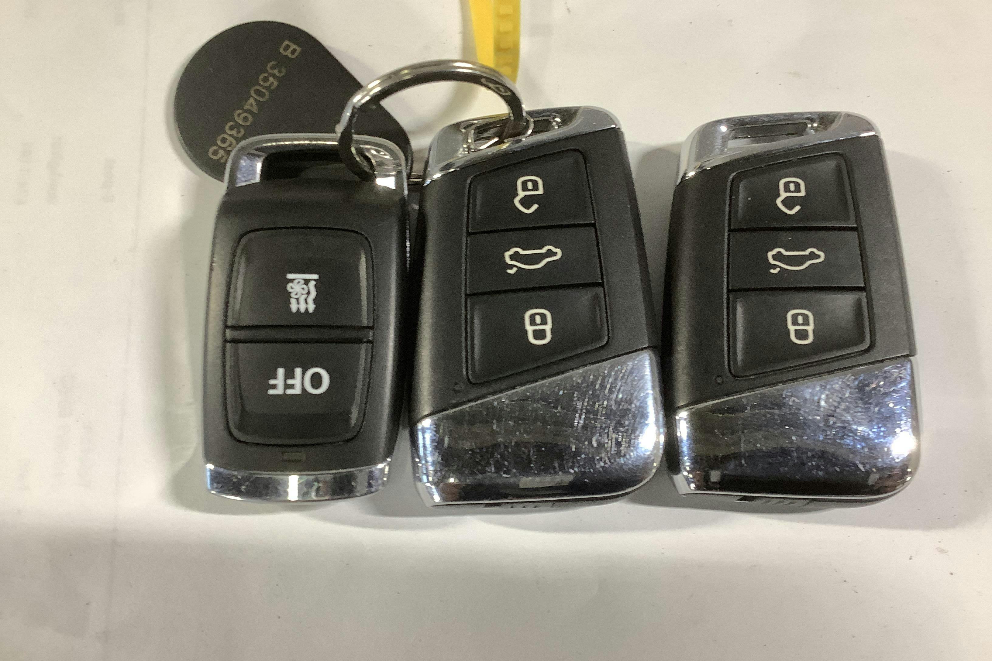 Presentationsfoto 18 av 18: VW Arteon 2.0 TDI 4MOTION (200hk) - 13 636 mil - Automat - silver - 2021