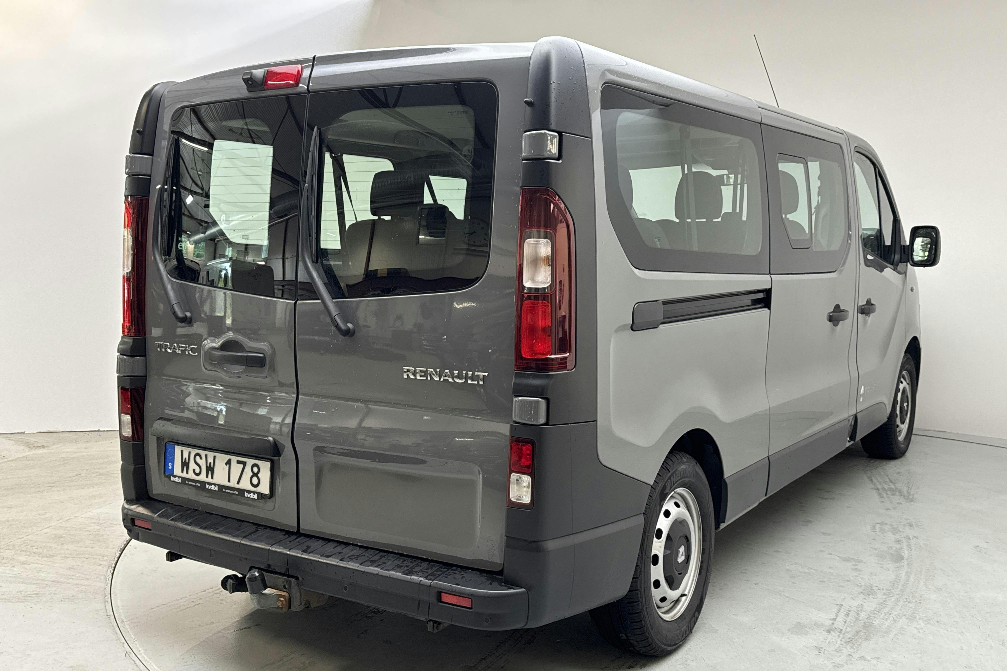 Renault Trafic Kombi 1.6 dCi (125hk) - 124 390 km - Manual - Dark Grey - 2018