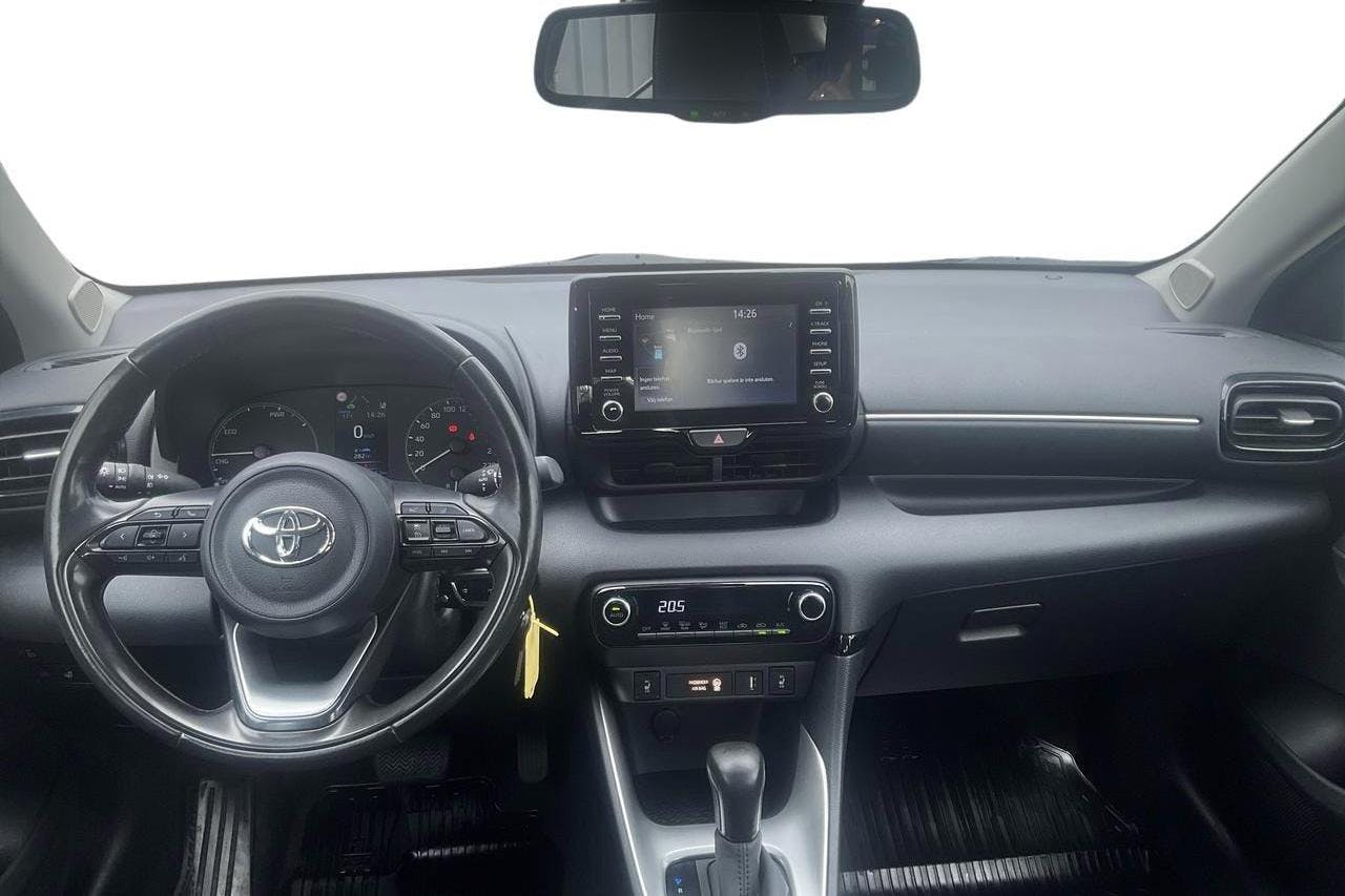 Toyota Yaris 1.5 Hybrid 5dr (116hk) - 80 610 km - Automatic - white - 2021