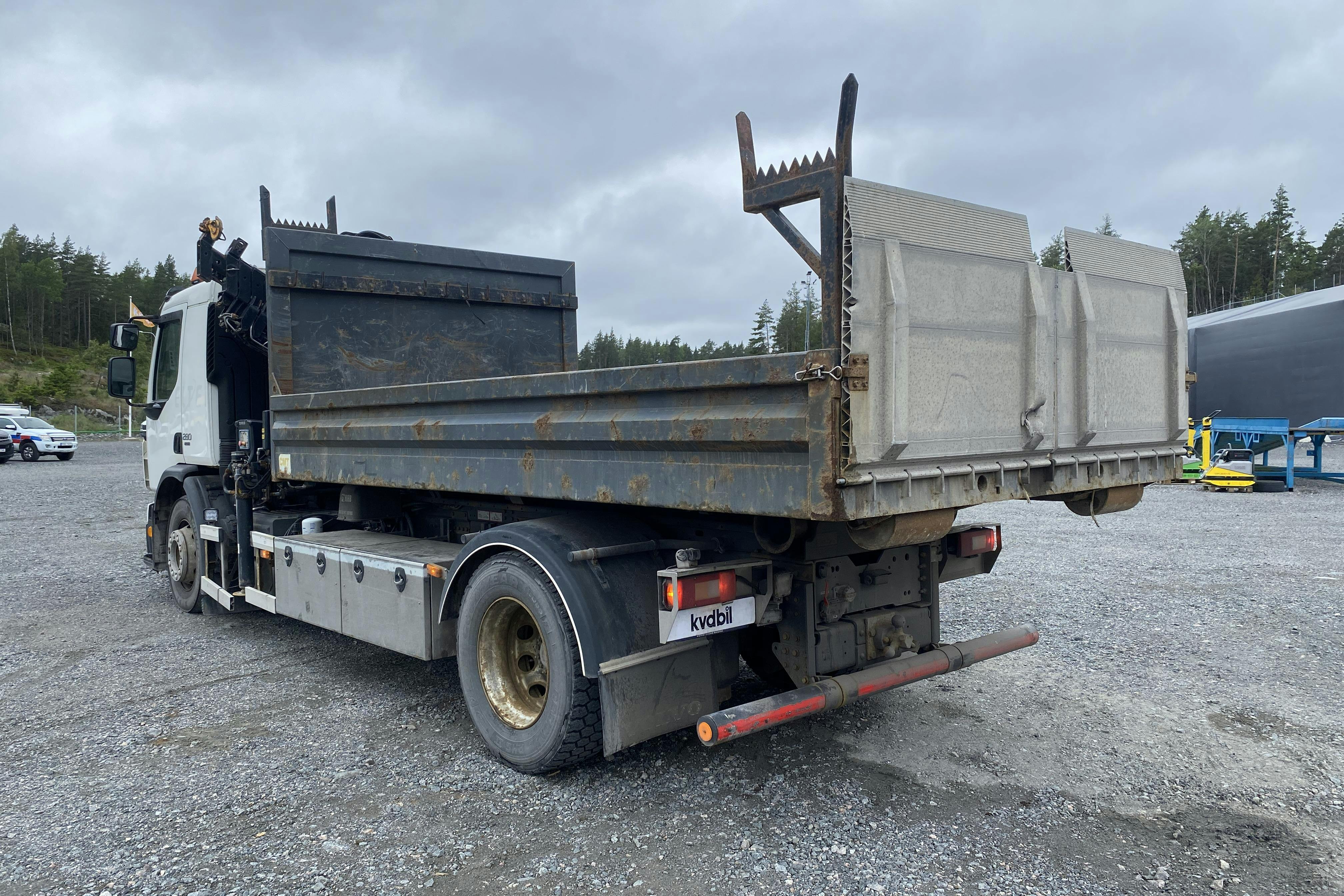 VOLVO FE280 - 163 537 km - Automaatne - valge - 2015