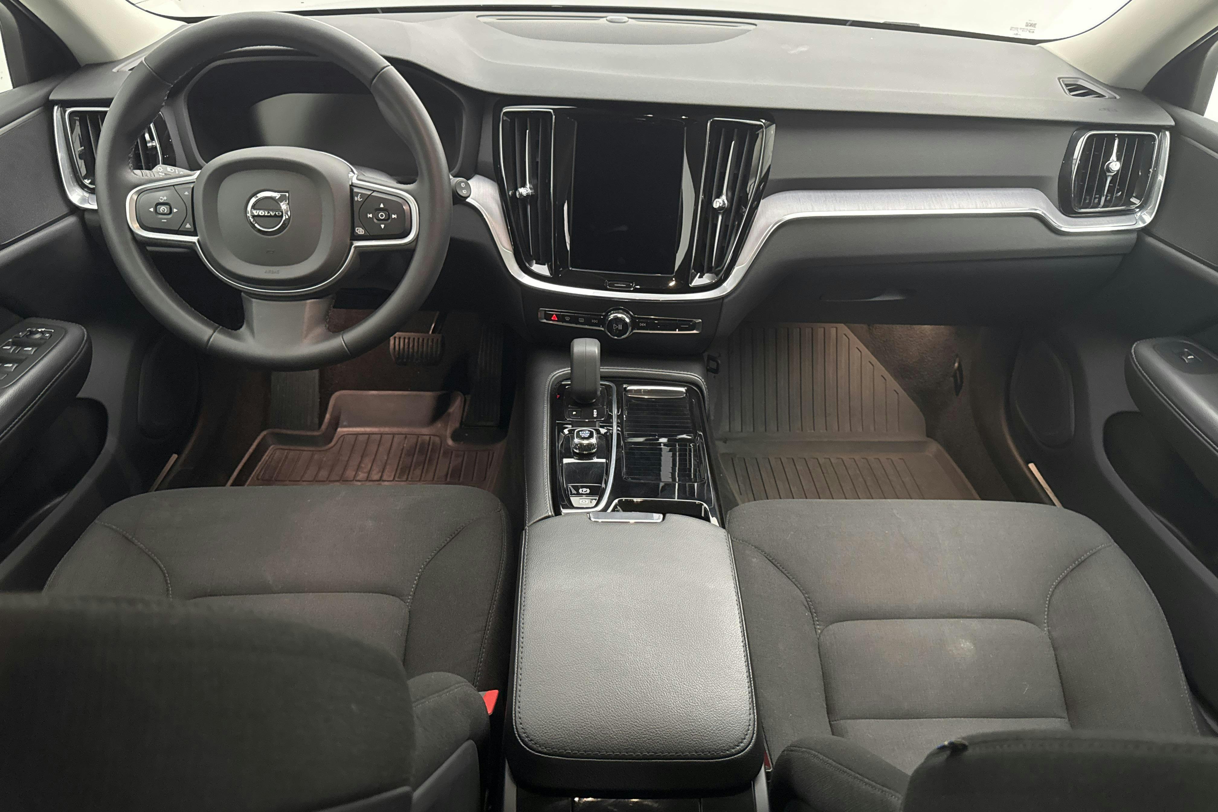 Volvo V60 T6 AWD Recharge (350hk) - 11 228 mil - Automat - grå - 2022