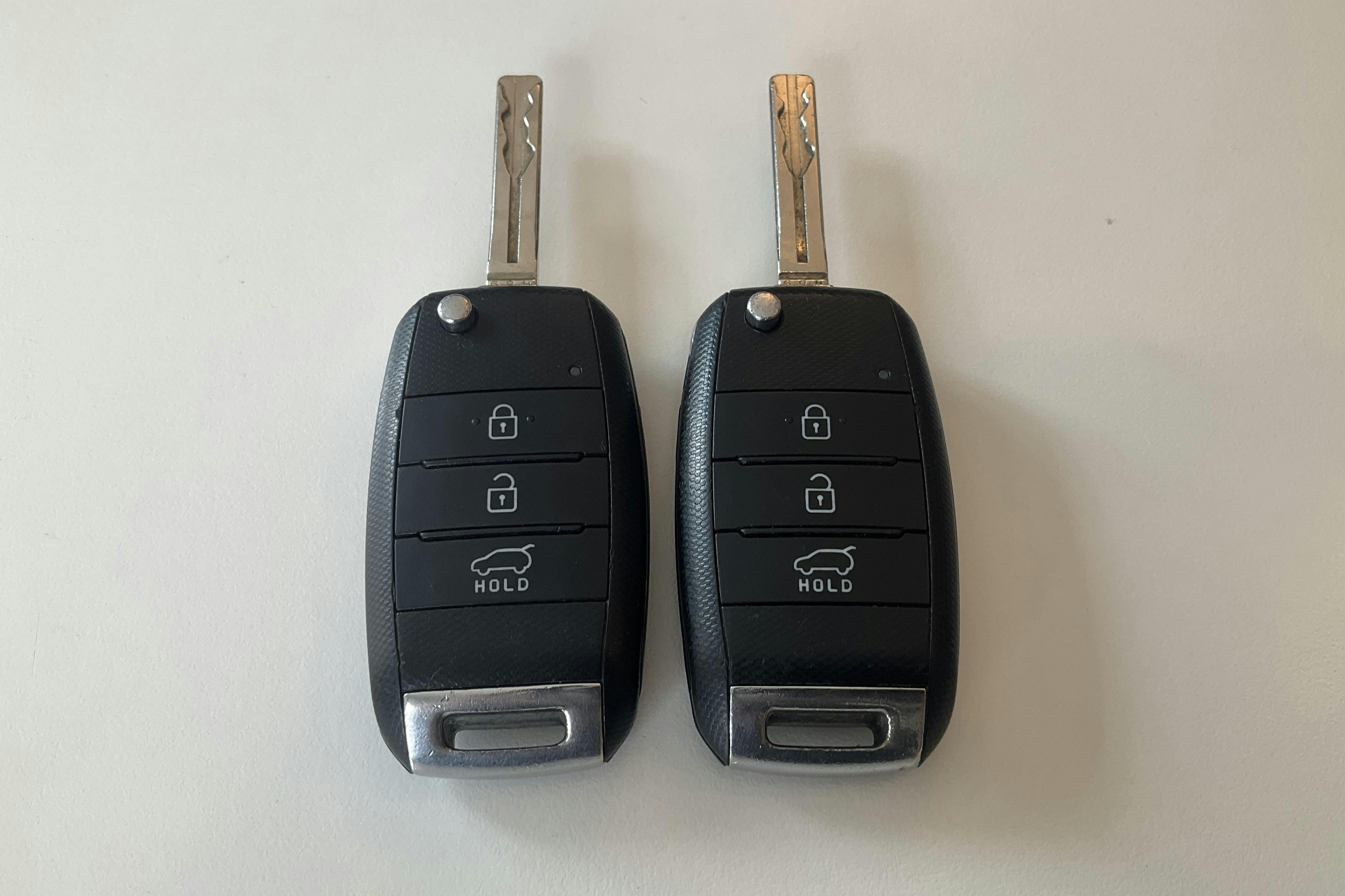 Presentationsfoto 17 av 17: KIA Sorento 2.2 CRDi (197hk) - 16 923 mil - Automat - grå - 2014