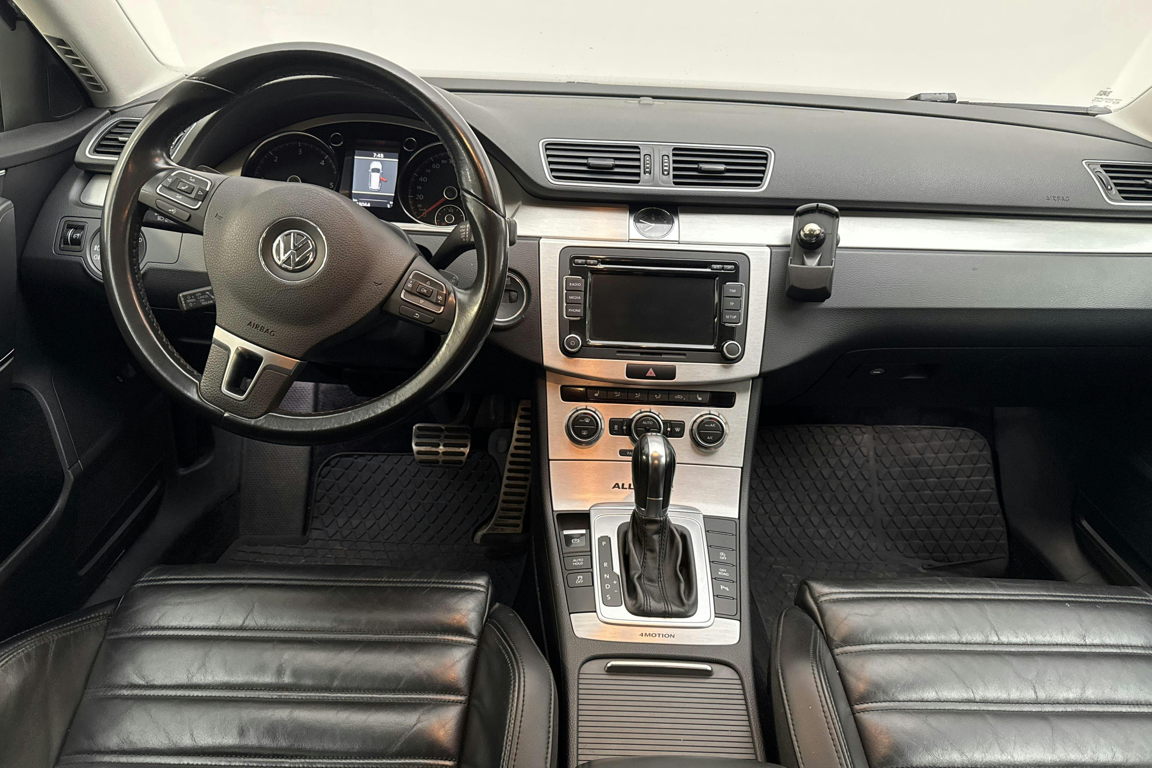 VW Passat Alltrack 2.0 TDI BlueMotion Technology 4Motion (177hk) - 148 060 km - Automaatne - Dark Blue - 2013