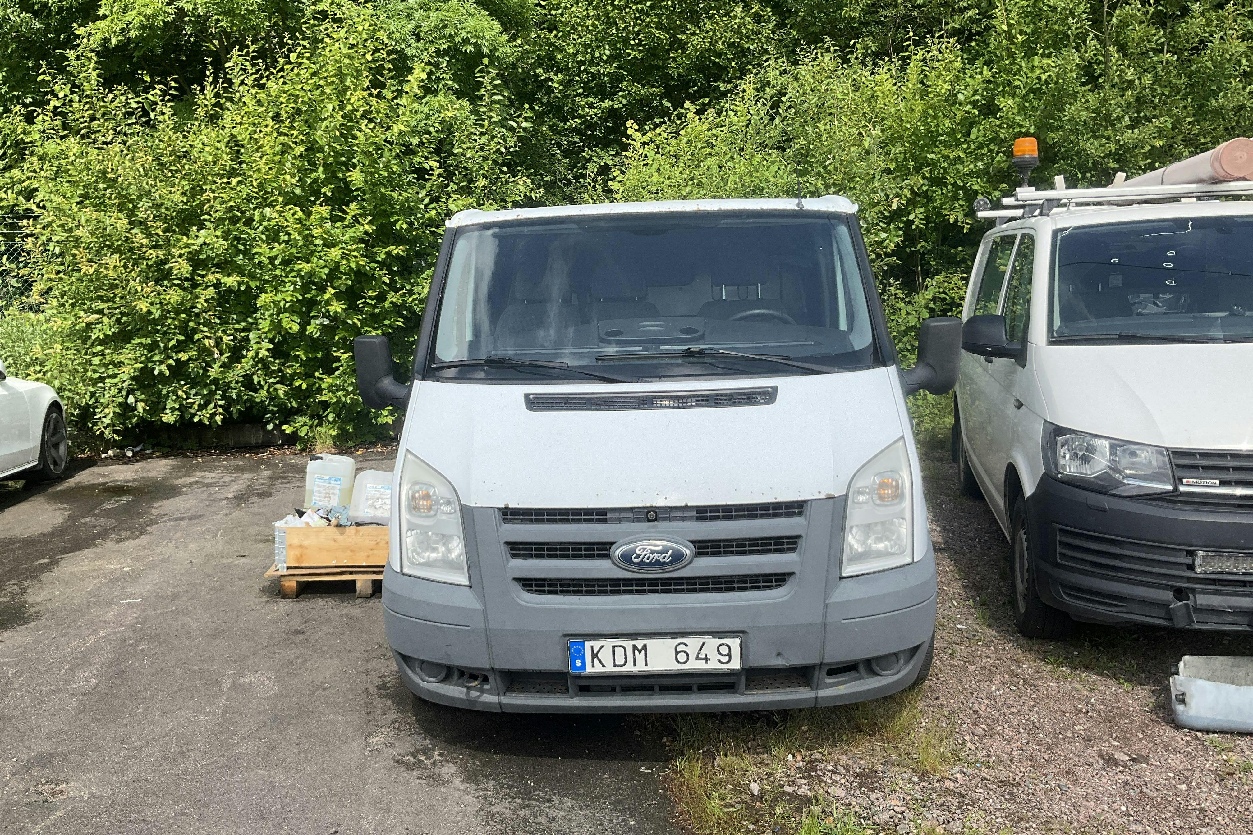 Ford Transit 260 2.2 TDCi Skåp (85hk) - 371 160 km - Käsitsi - valge - 2011