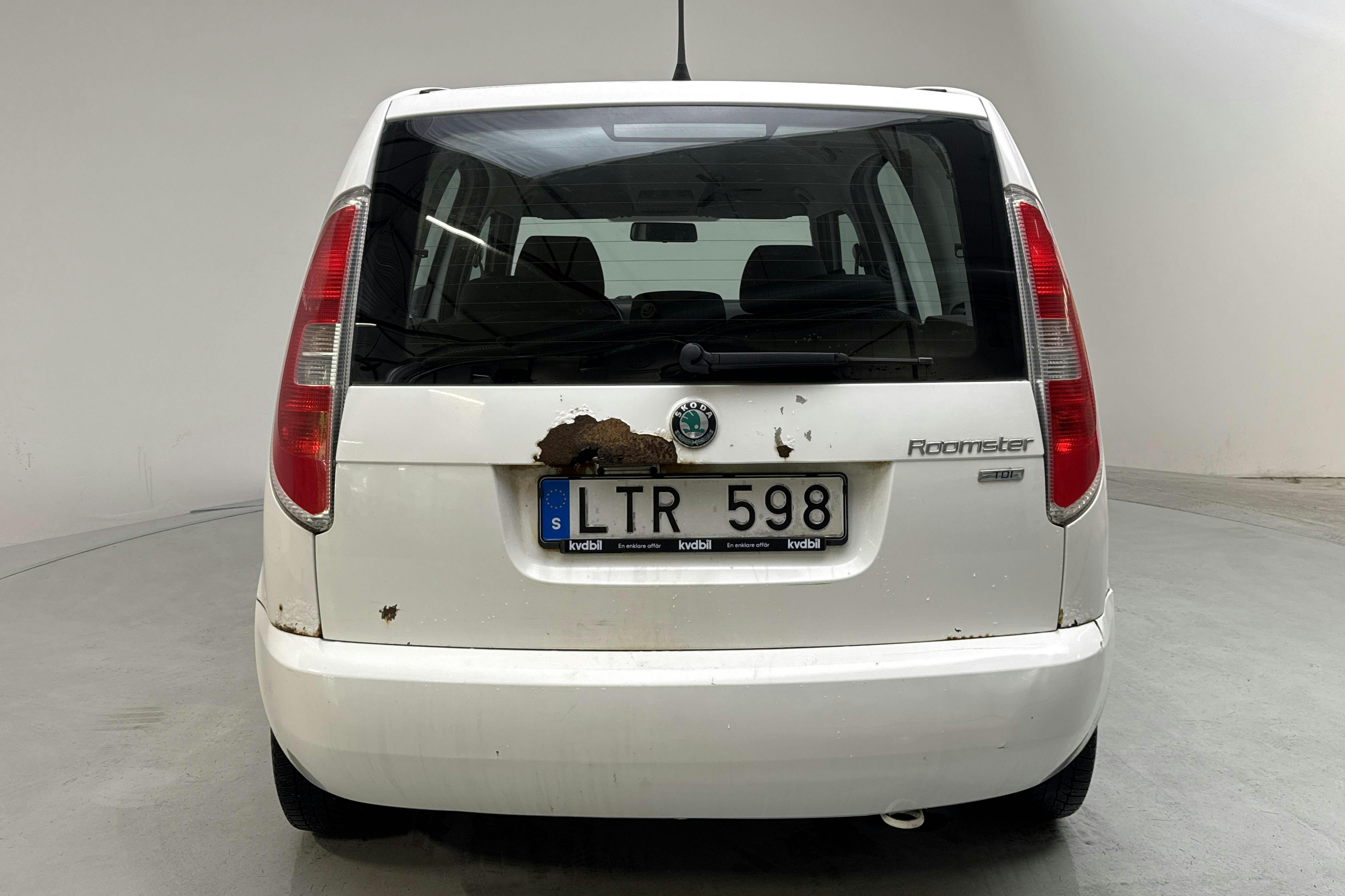 Skoda Roomster 1.2 TDI Greenline (75hk) - 354 210 km - Manual - white - 2012