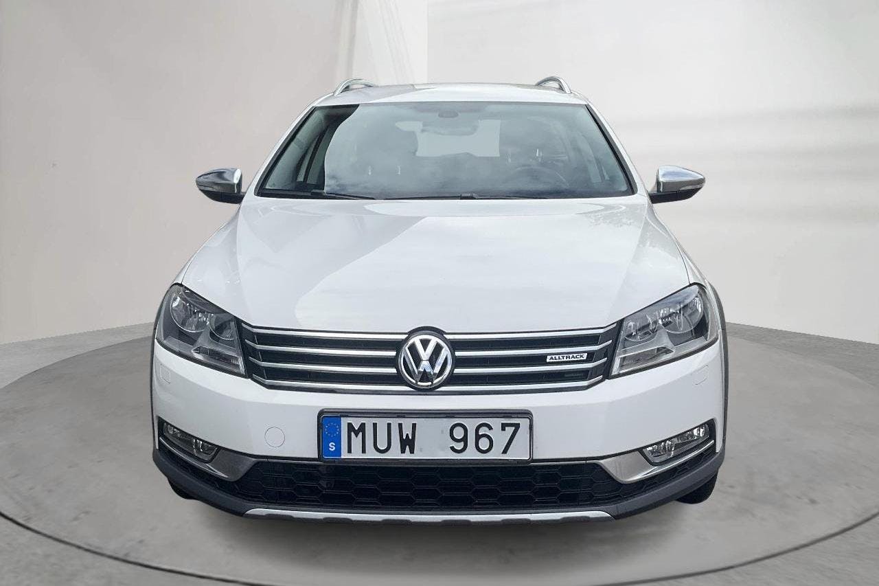 VW Passat Alltrack 2.0 TDI BlueMotion Technology 4Motion (170hk) - 7 499 mil - Automat - vit - 2013