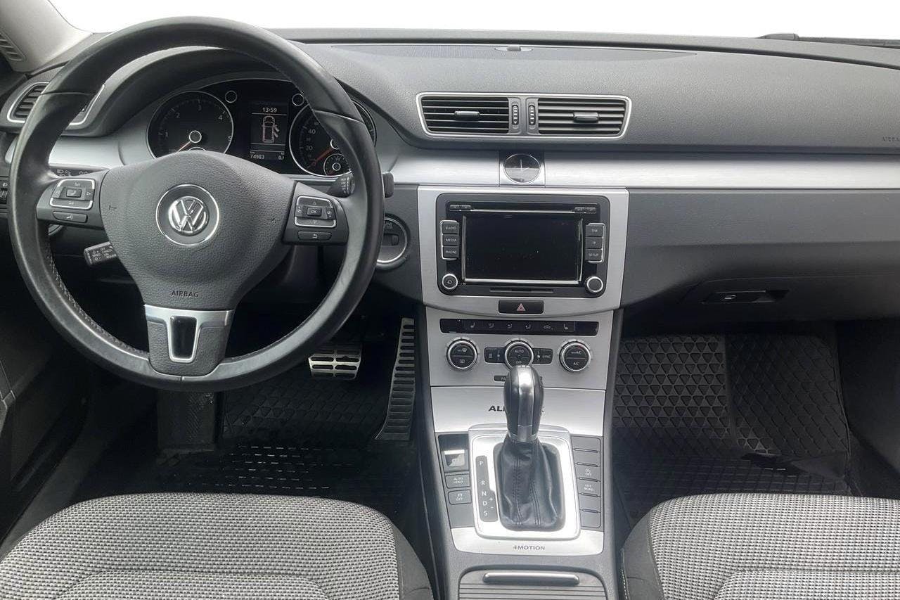 VW Passat Alltrack 2.0 TDI BlueMotion Technology 4Motion (170hk) - 7 499 mil - Automat - vit - 2013