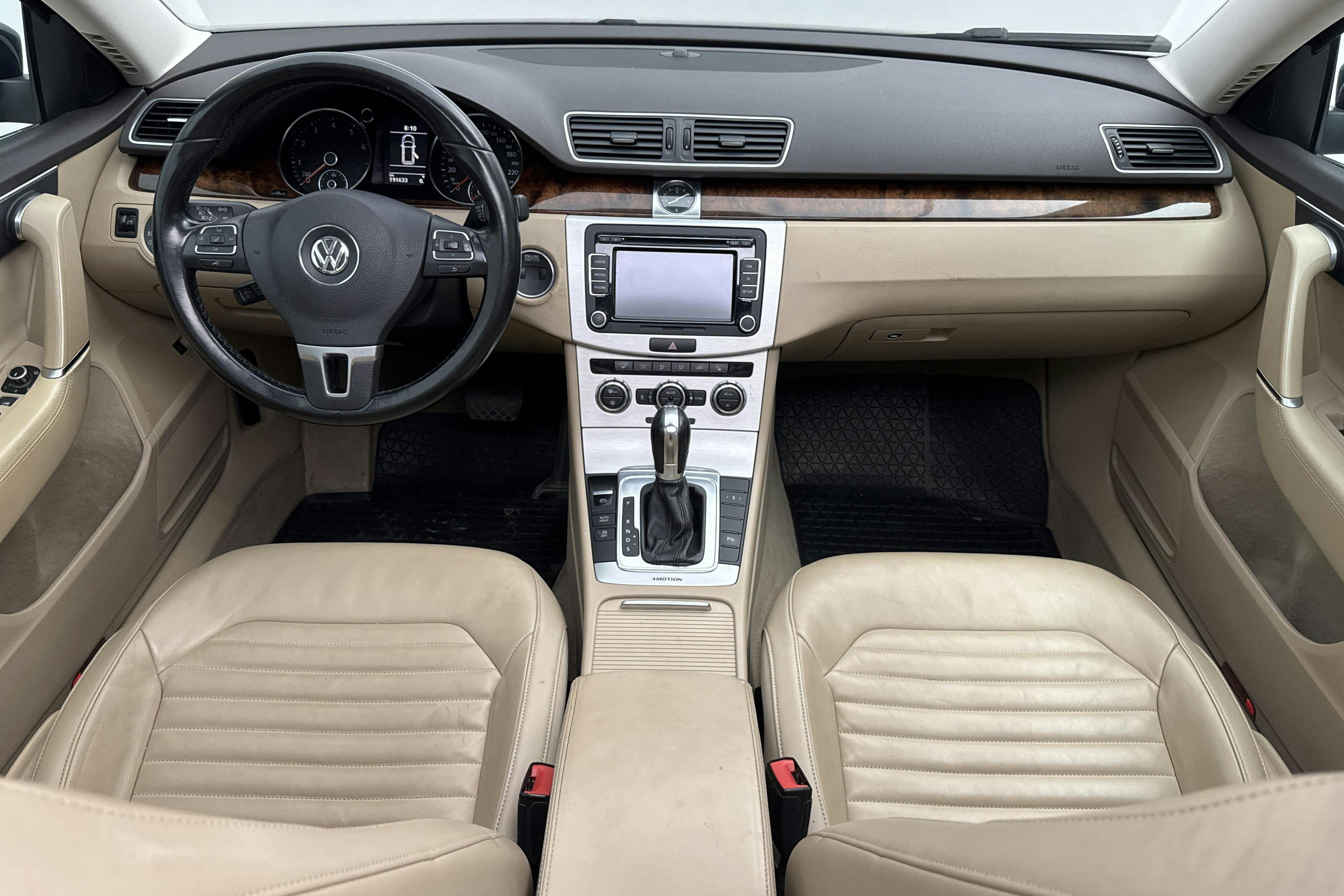 VW Passat 3.6 V6 Variant 4Motion (300hk) - 19 163 mil - Automat - Dark Blue - 2012