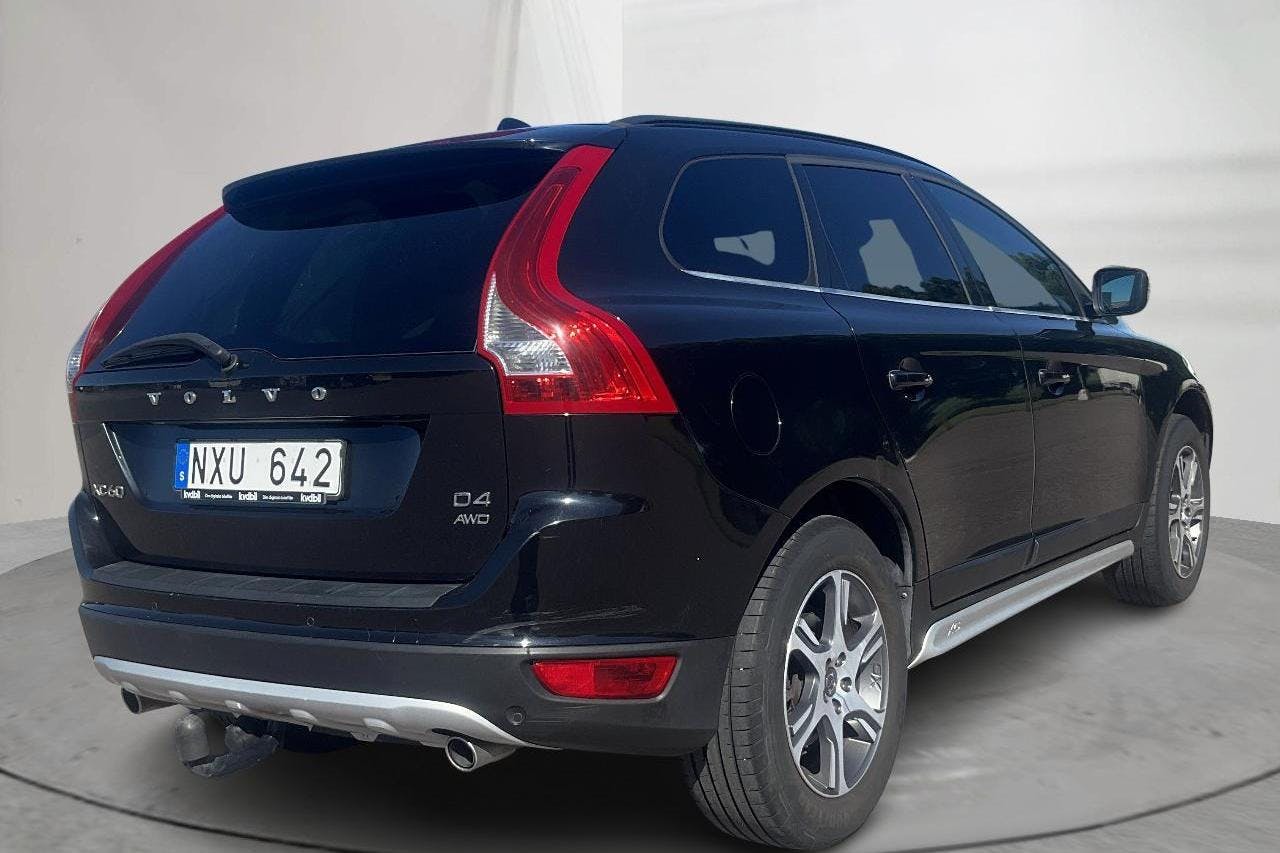 Volvo XC60 D4 AWD (163hk) - 28 785 mil - Manuell - svart - 2013