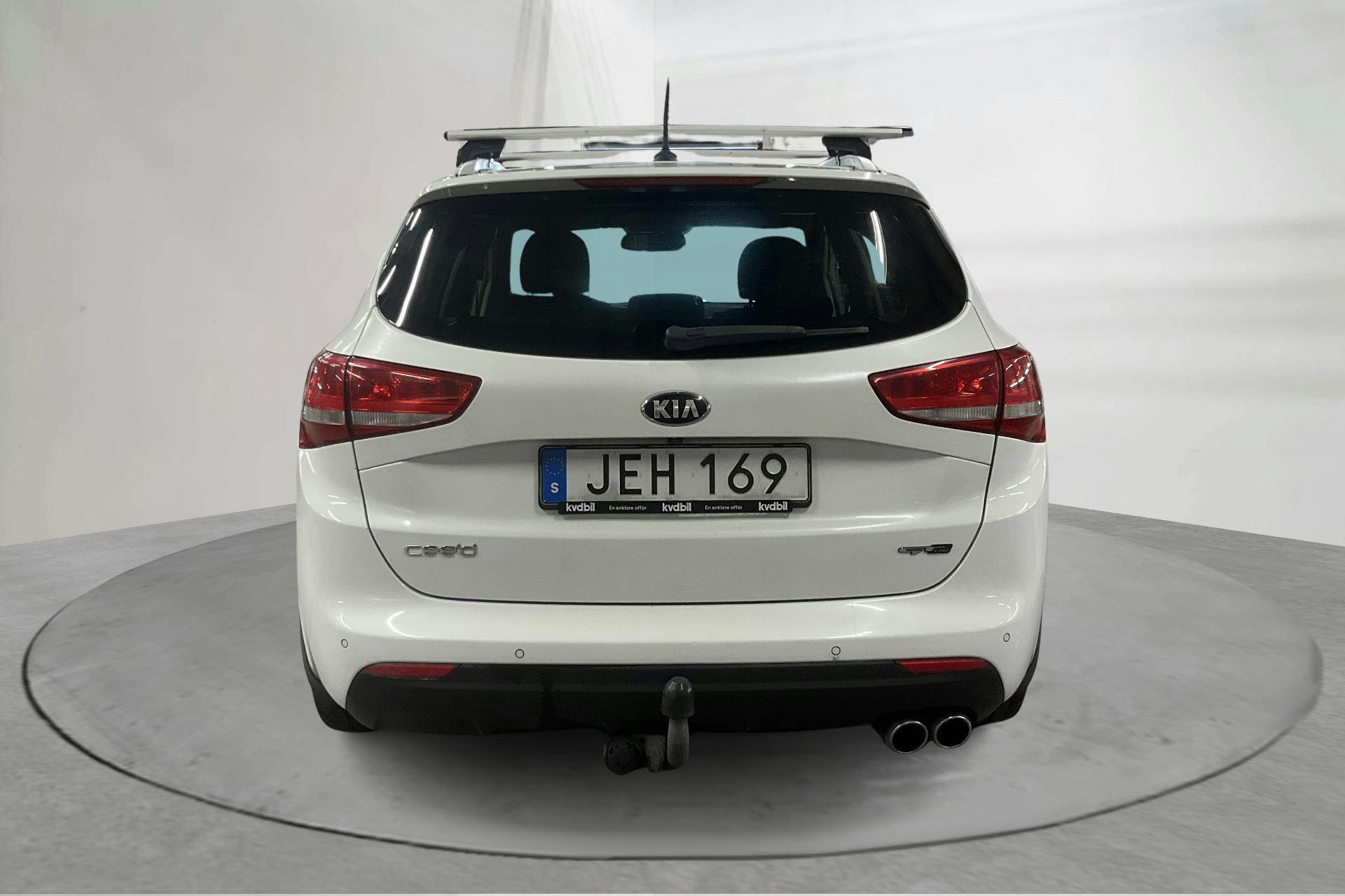 KIA Cee'd 1.6 CRDi SW (136hk) - 183 820 km - Käsitsi - valge - 2016