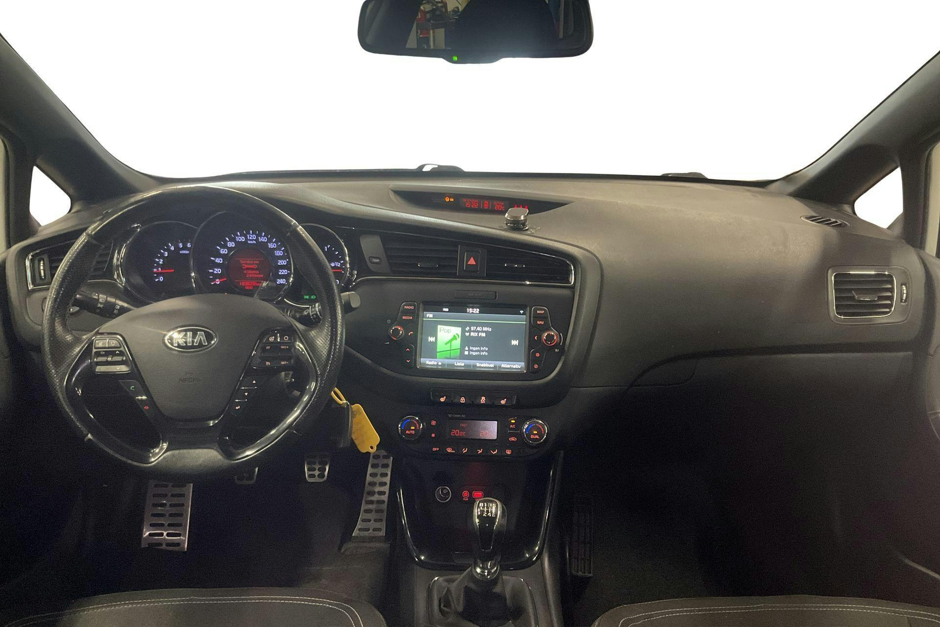 KIA Cee'd 1.6 CRDi SW (136hk) - 183 820 km - Käsitsi - valge - 2016