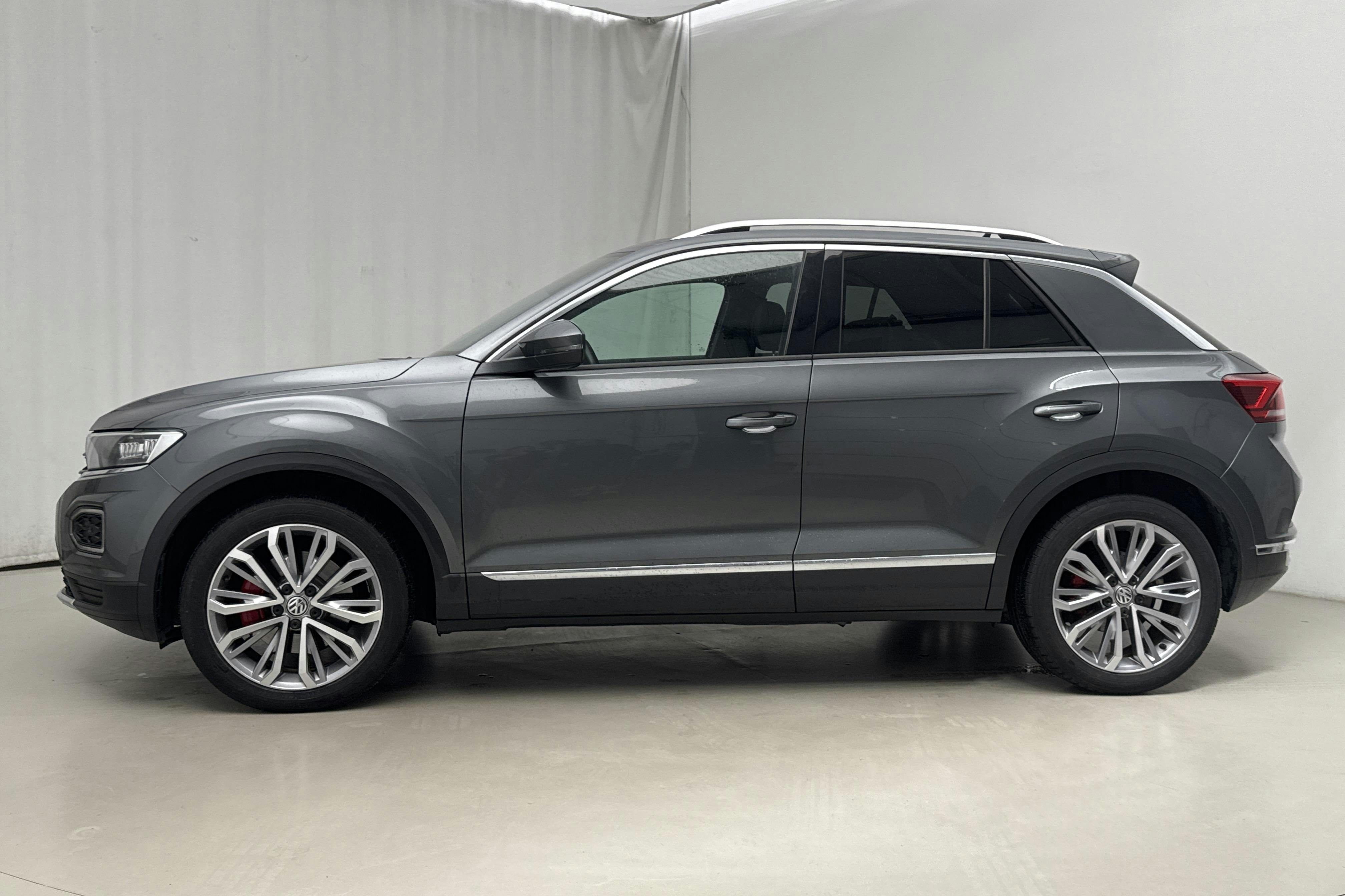 Presentation photo 2 of 18: VW T-Roc 2.0 TSI 4MOTION (190hk) - 50 970 km - Automatic - Dark Grey - 2019