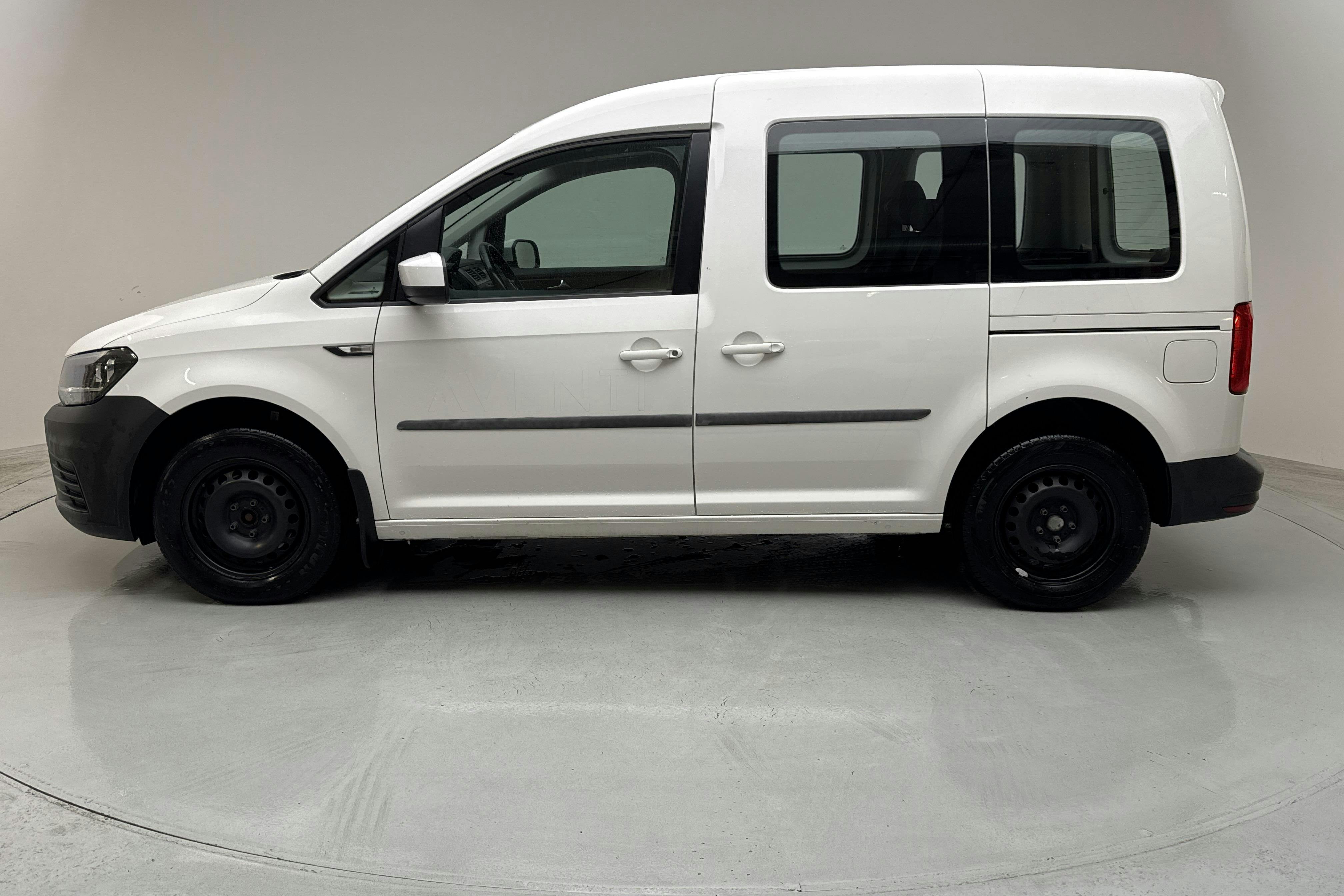 Presentation photo 2 of 12: VW Caddy Life 1.4 TGI (110hk) - 145 110 km - Manual - white - 2018