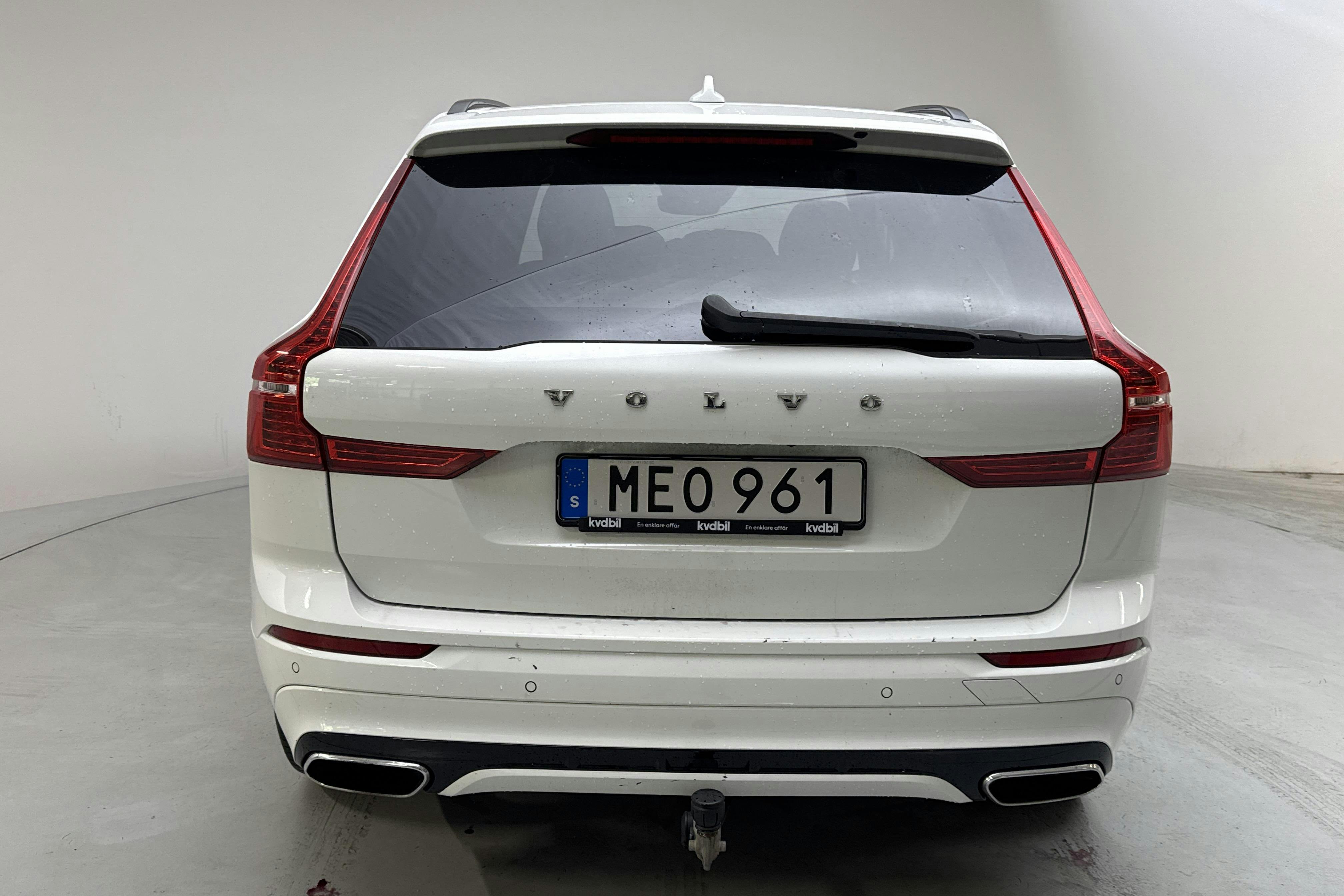 Volvo XC60 T6 AWD Recharge (340hk) - 148 190 km - Automaattinen - valkoinen - 2021