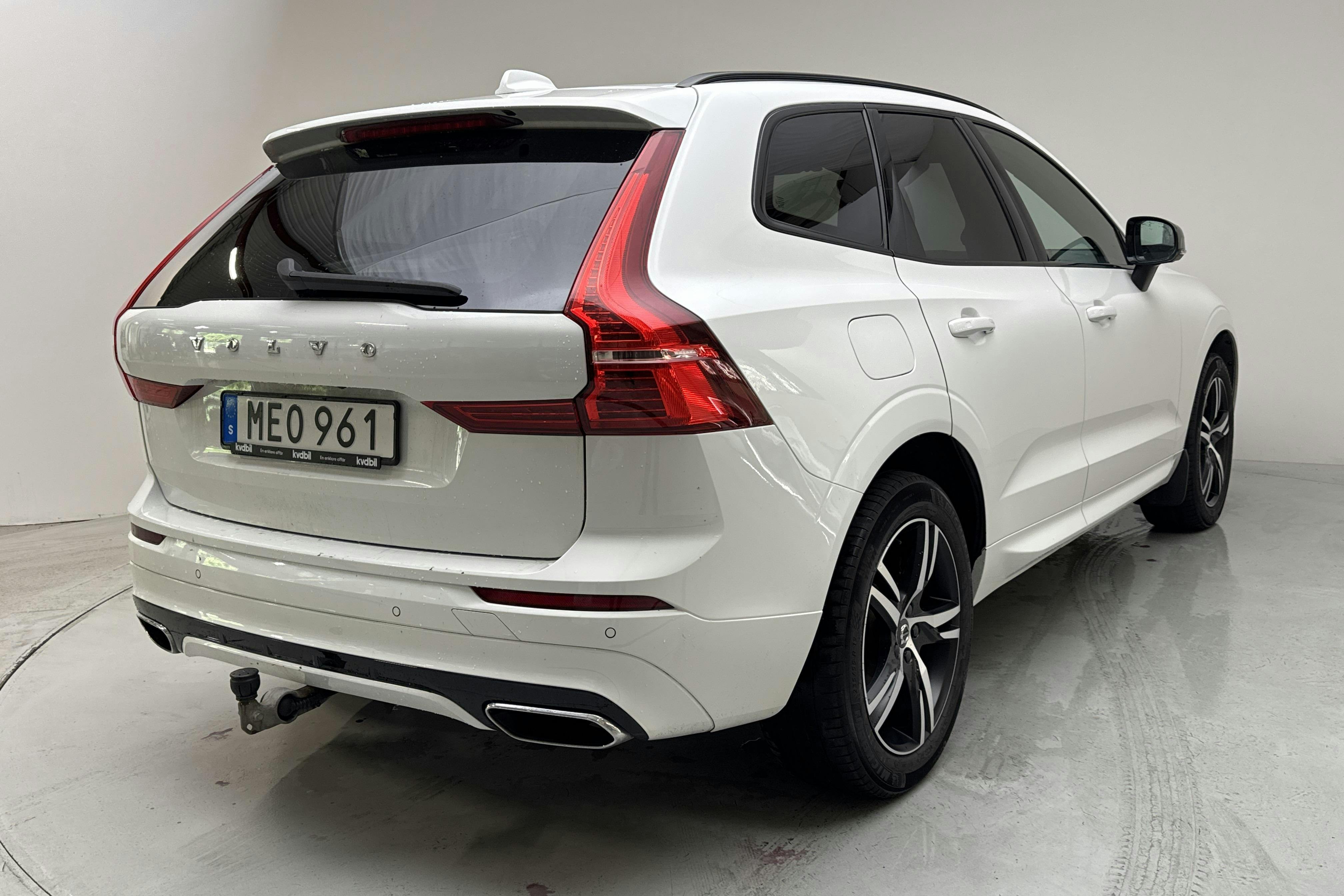 Volvo XC60 T6 AWD Recharge (340hk) - 148 190 km - Automaattinen - valkoinen - 2021