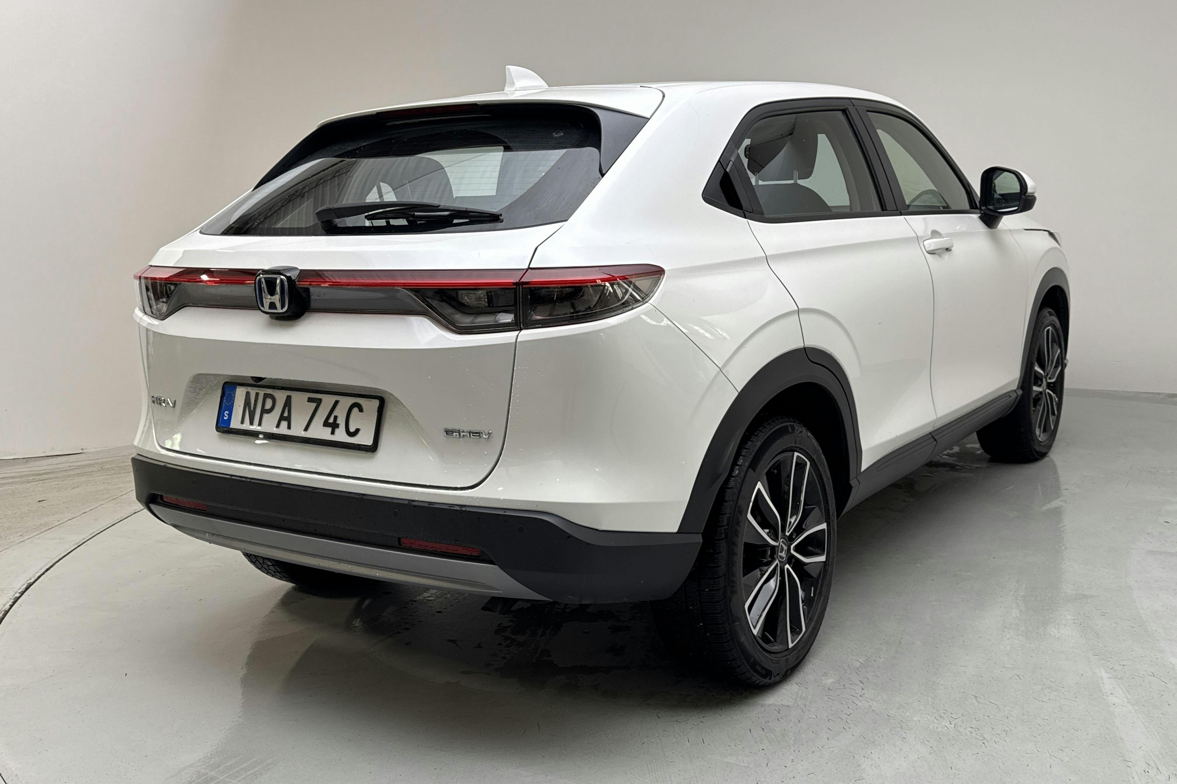 Honda HR-V 1.5 i-MMD (131hk) - 60 110 km - Automatic - white - 2022