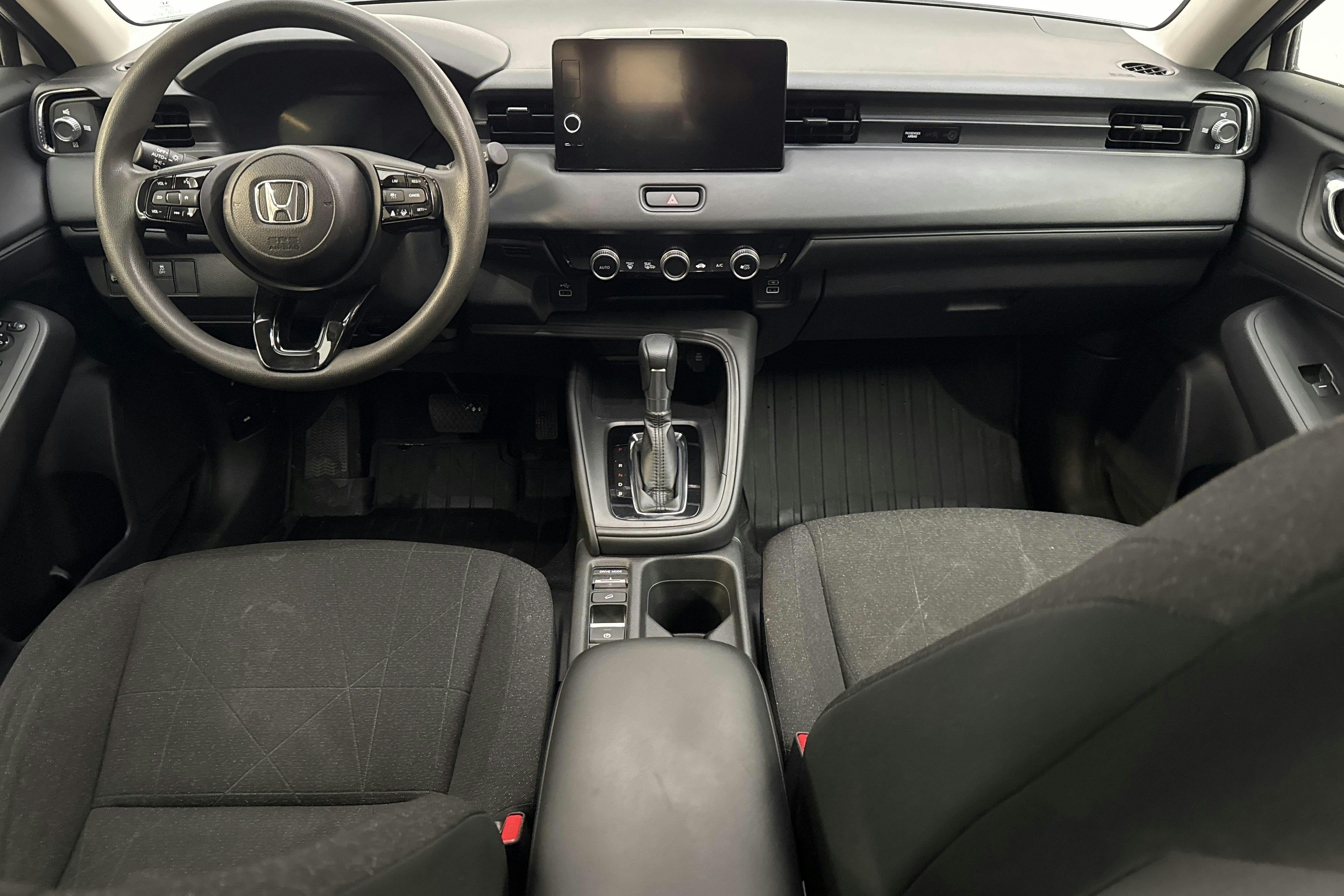 Honda HR-V 1.5 i-MMD (131hk) - 60 110 km - Automatic - white - 2022