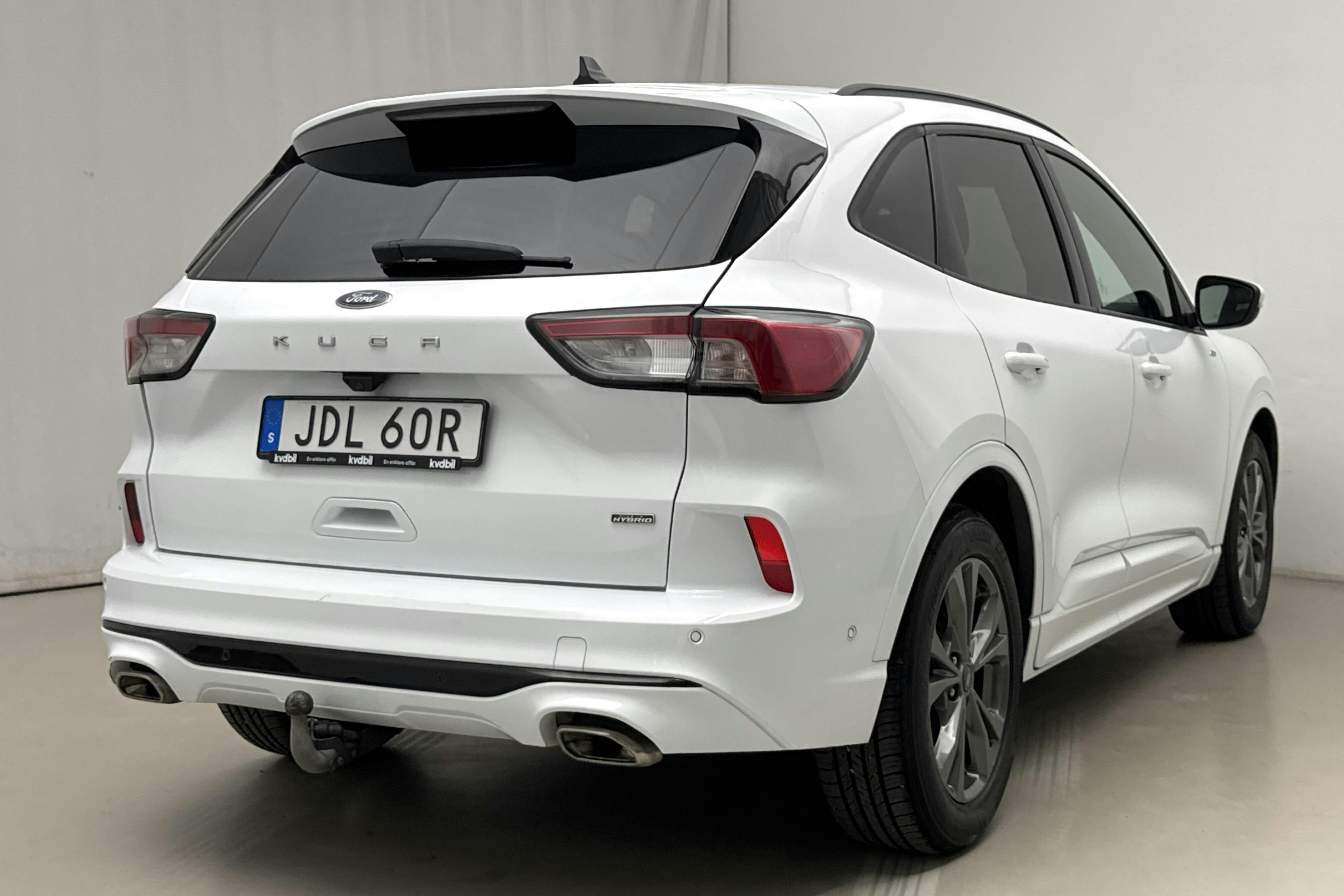 Ford Kuga 2.5 PHEV (225hk) - 97 410 km - Automaatne - valge - 2020
