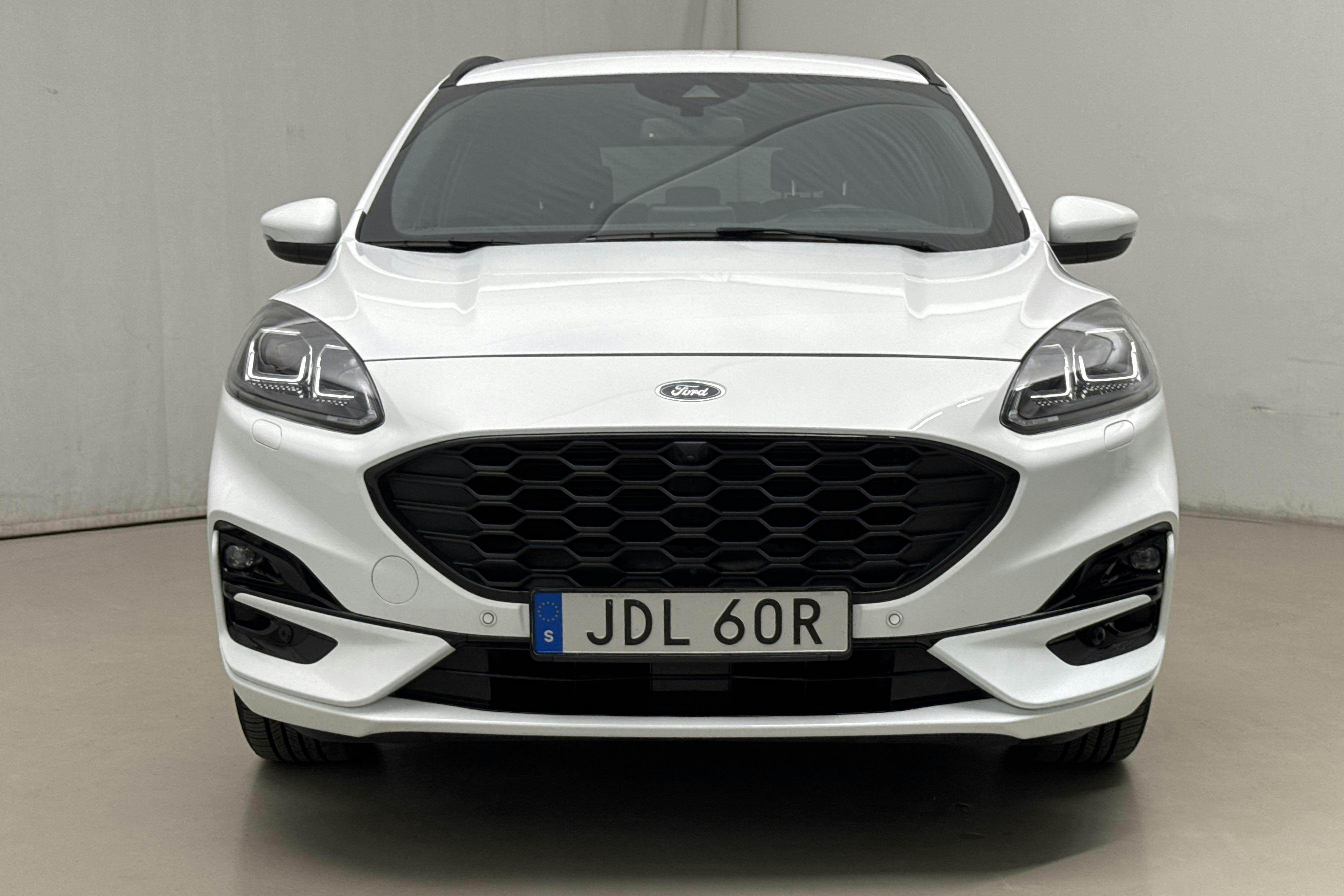 Ford Kuga 2.5 PHEV (225hk) - 97 410 km - Automaatne - valge - 2020
