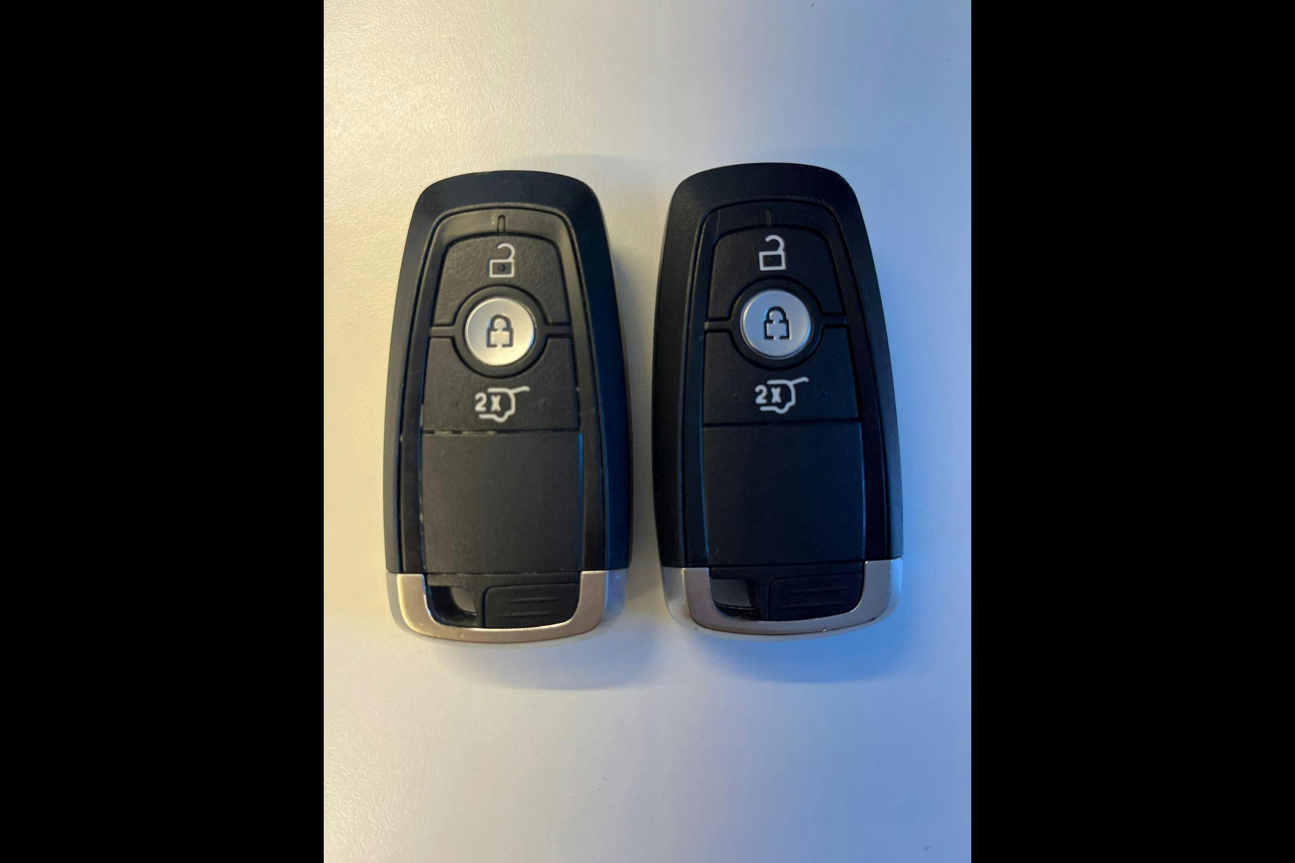 Esitlusfoto 19 aadressil 19: Ford Kuga 2.5 PHEV (225hk) - 97 410 km - Automaatne - valge - 2020