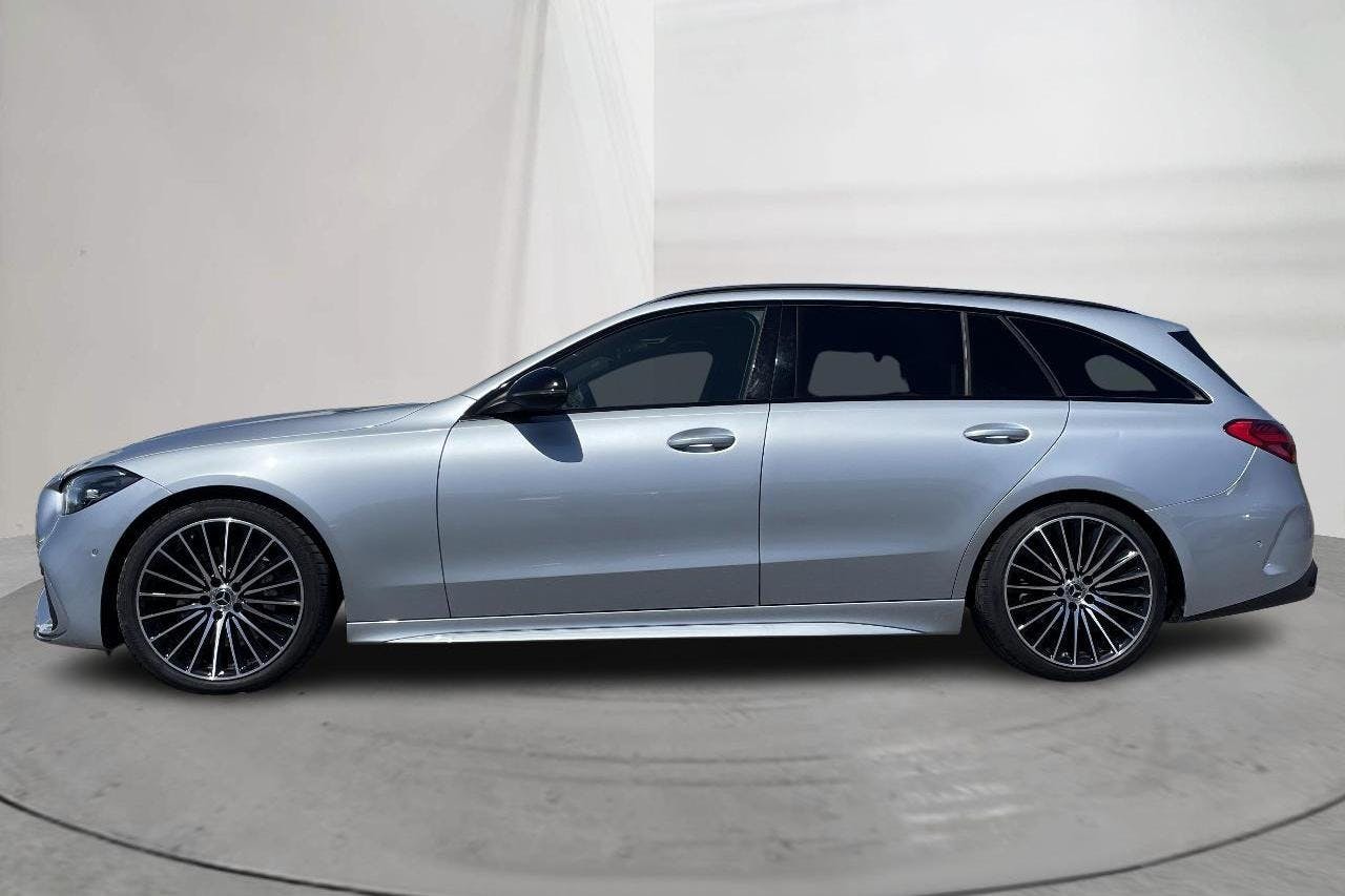 Presentation photo 2 of 18: Mercedes C 220 d Kombi 4Matic S206 (200hk) - 129 650 km - Automatic - silver - 2022