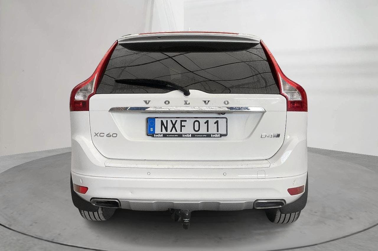 Volvo XC60 D4 AWD (190hk) - 173 060 km - Käsitsi - valge - 2017
