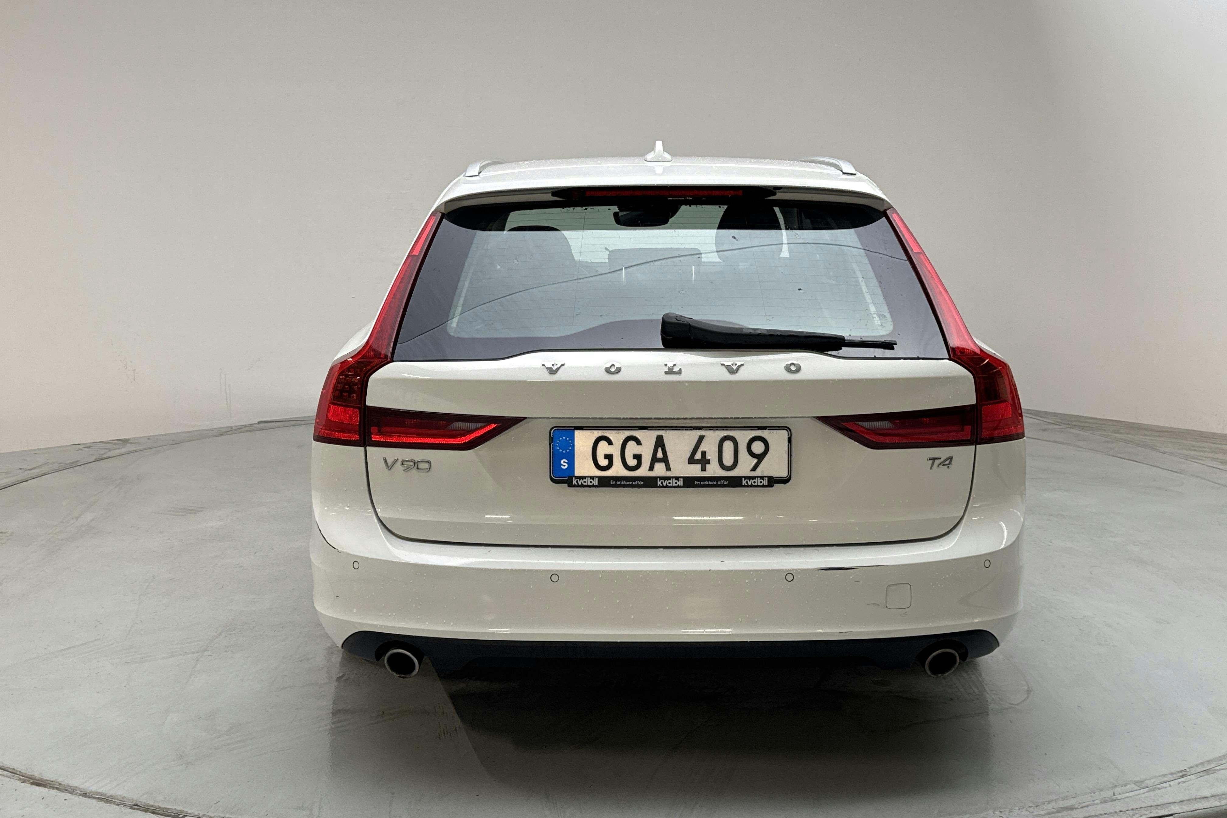 Volvo V90 T4 (190hk) - 203 760 km - Automaatne - valge - 2018