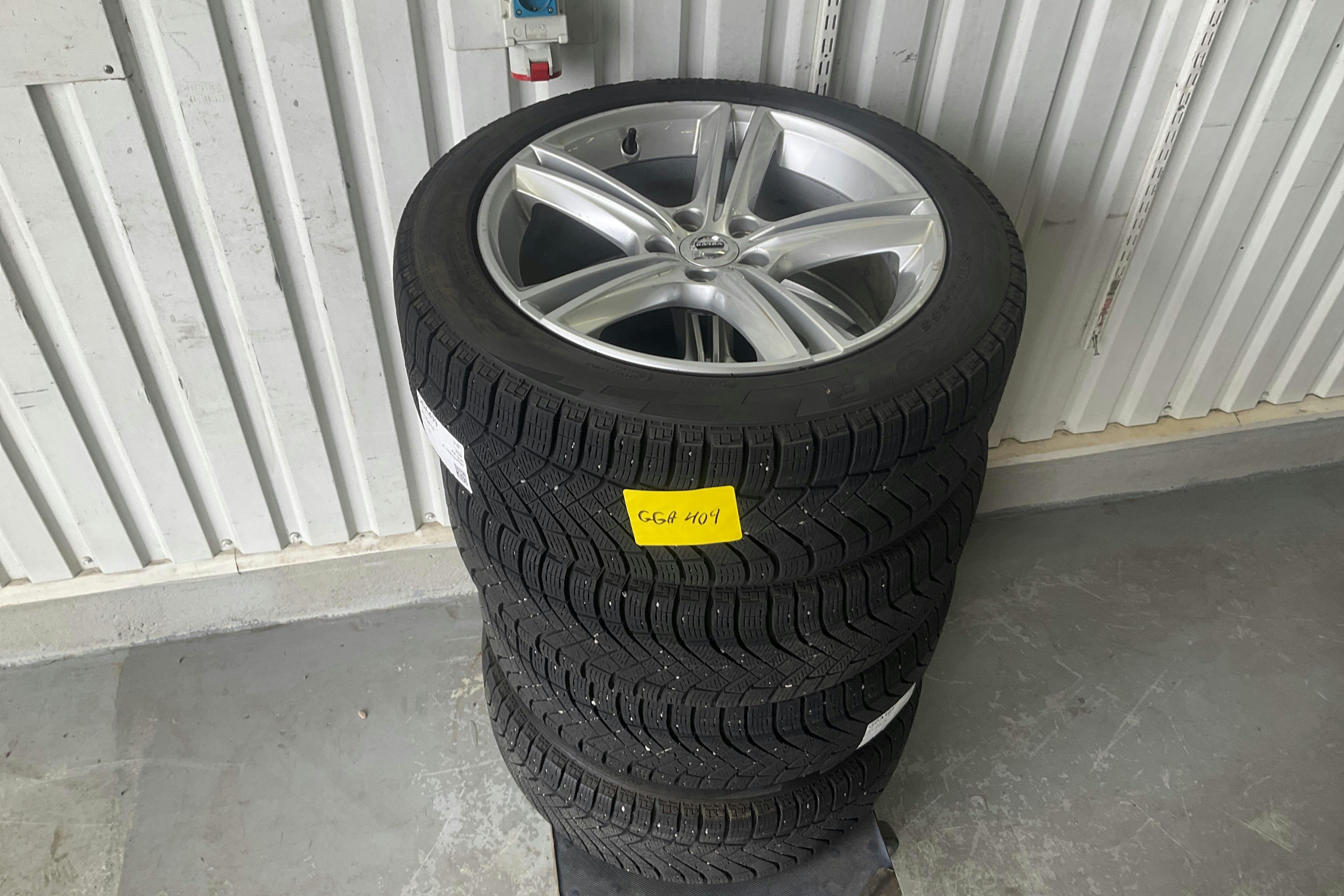Esitlusfoto 13 aadressil 13: Volvo V90 T4 (190hk) - 203 760 km - Automaatne - valge - 2018
