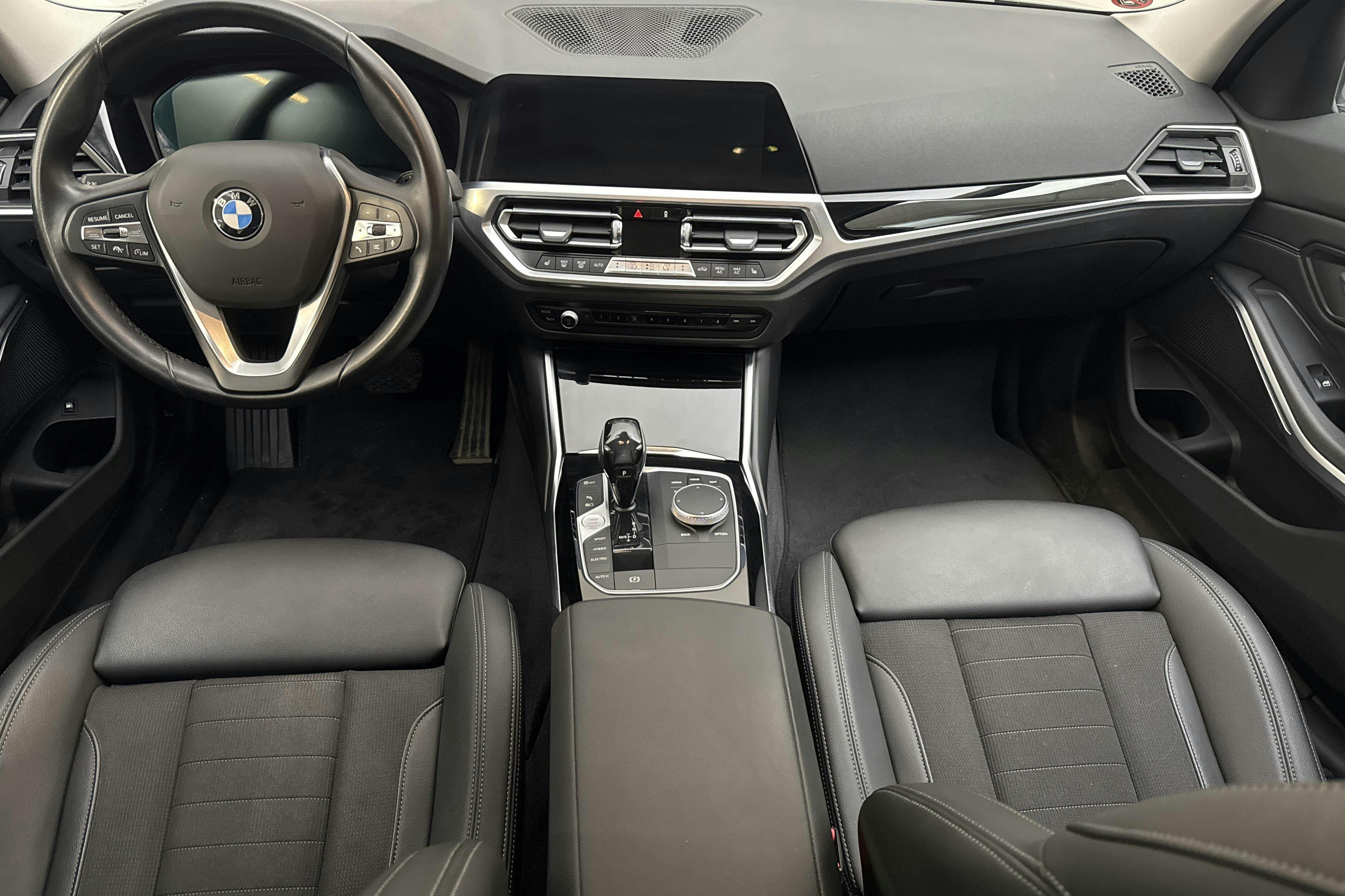 BMW 330e xDrive Sedan, G20 (292hk) - 80 600 km - Automaatne - must - 2021